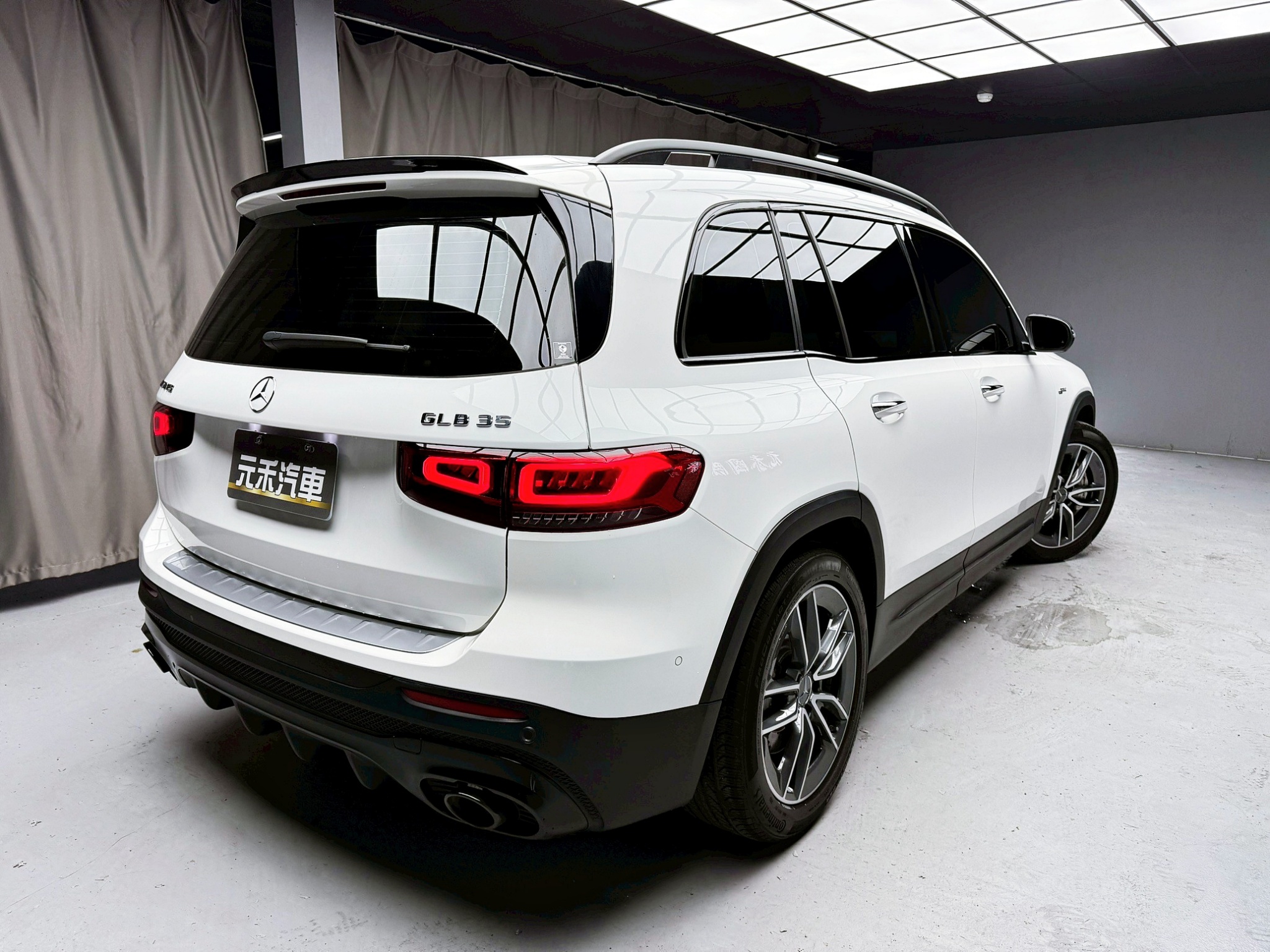 全台到府賞車 2022 Benz GLB35 AMG 4MATIC 七人座 X247型『小李經理』元禾國際車業/中古車/促銷中  第20張相片