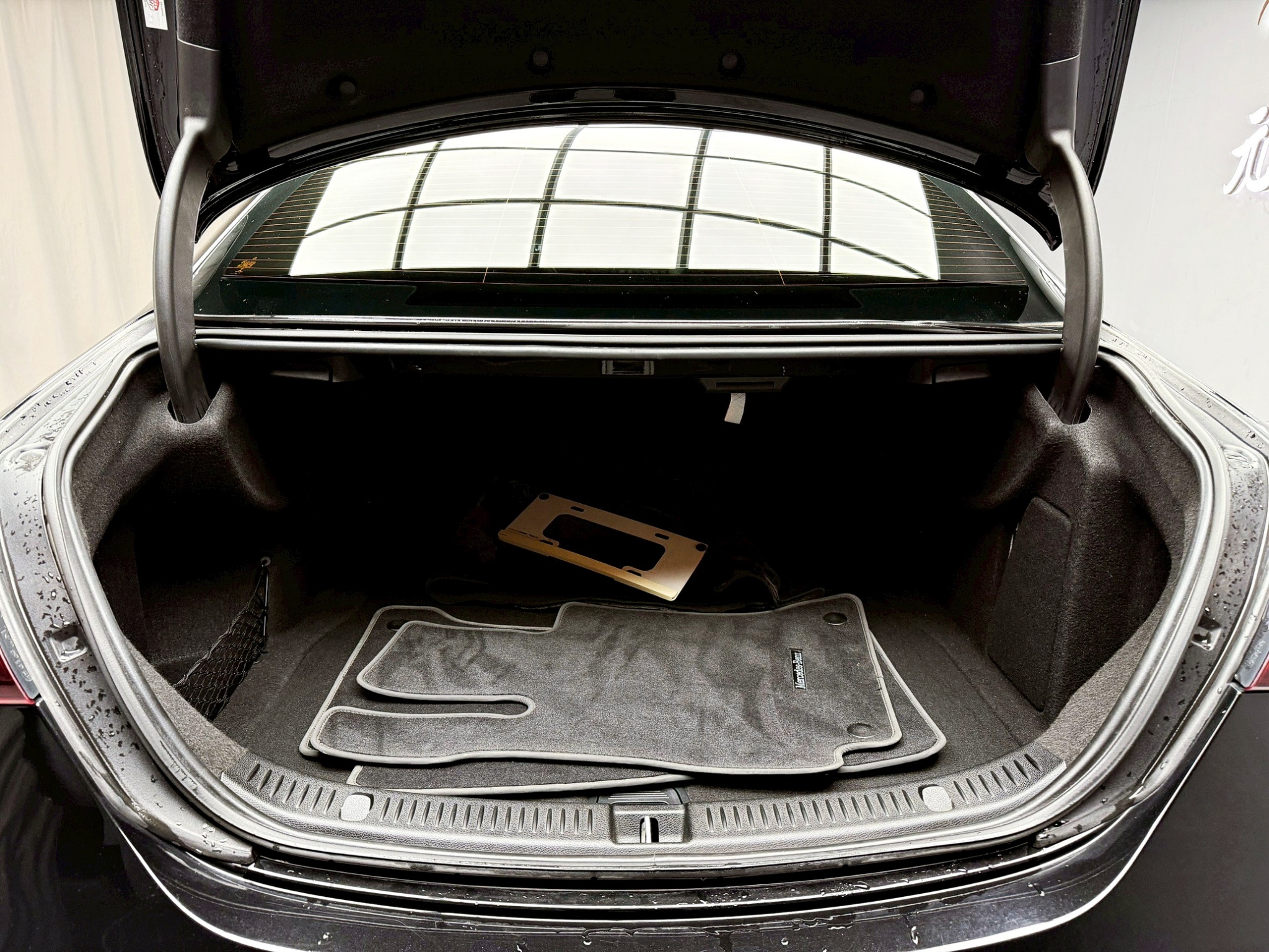 全台到府賞車 2021 Benz E300 Sedan AMG 運動版 W213型『小李經理』元禾國際車業/中古車/促銷中  第4張相片