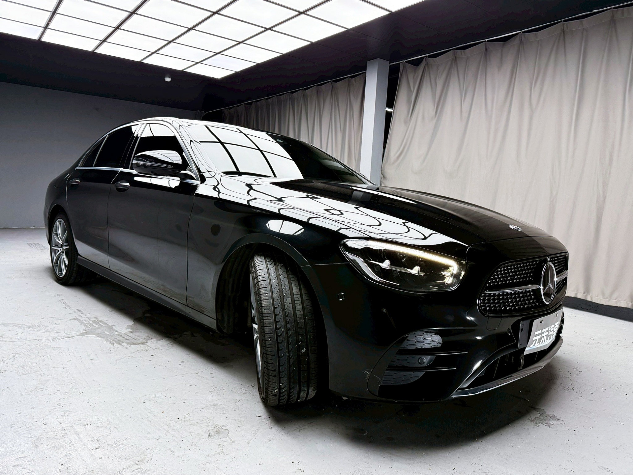 全台到府賞車 2021 Benz E300 Sedan AMG 運動版 W213型『小李經理』元禾國際車業/中古車/促銷中  第19張相片