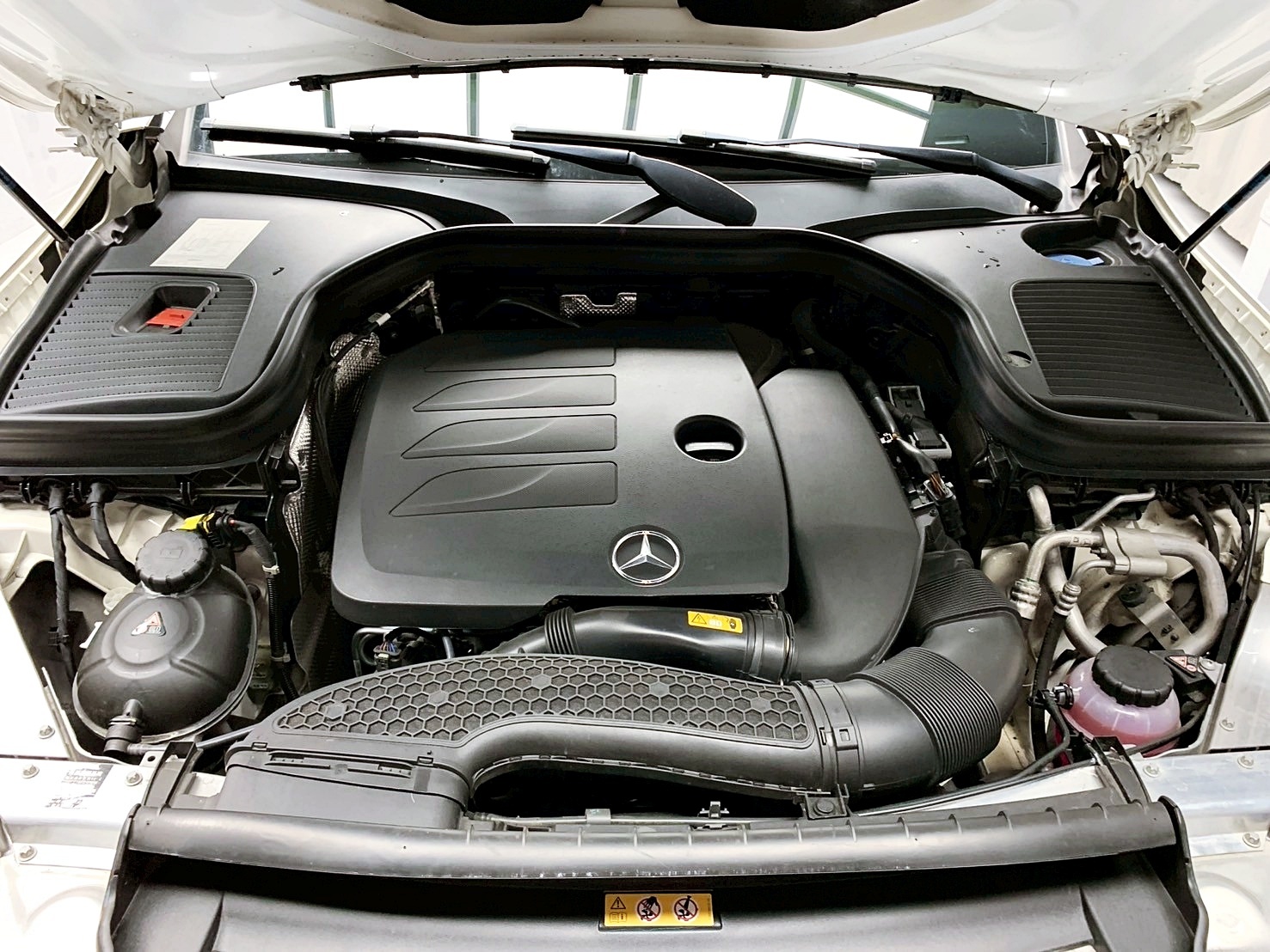 全台到府賞車 2022 Benz GLC200 4MATIC X253型『小李經理』元禾國際車業/中古車/促銷中  第16張相片