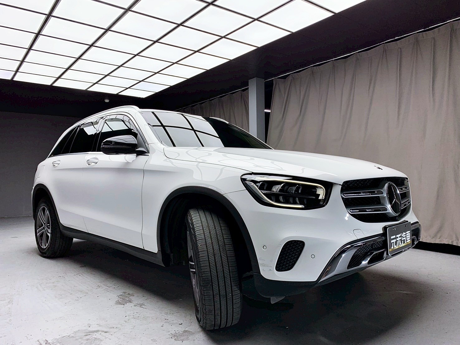 全台到府賞車 2022 Benz GLC200 4MATIC X253型『小李經理』元禾國際車業/中古車/促銷中  第19張相片