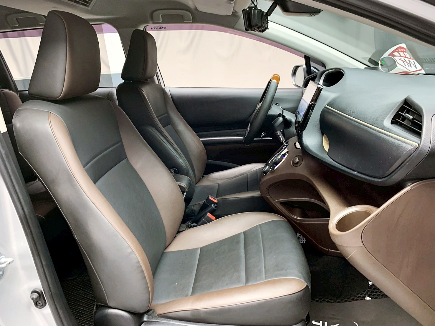 全台到府賞車 2021 Toyota Sienta Crossover 七人座『小李經理』元禾國際車業/中古車/促銷中  第9張相片