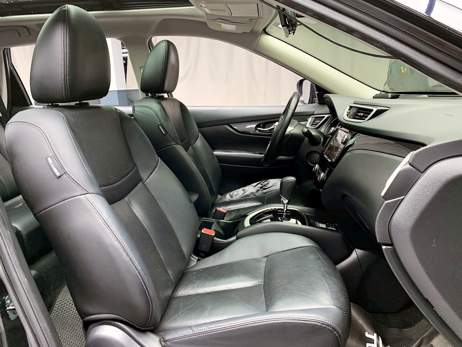 全台到府賞車 2015/16 Nissan X-Trail 豪華影音版『小李經理』元禾國際車業/中古車/促銷中  第8張相片