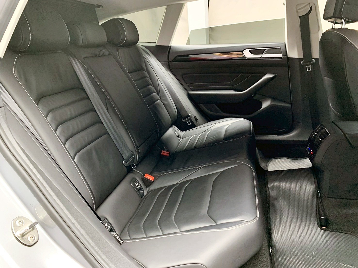 全台到府賞車 2021 福斯 Volkswagen Arteon SB 330TSI Elegance Premium『小李經理』元禾國際車業/中古車/促銷中  第11張相片