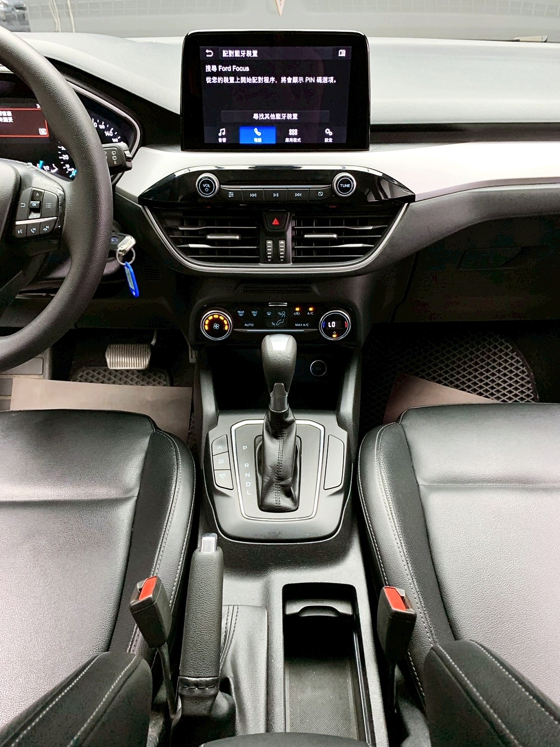 全台到府賞車 2020 Ford Focus 5D Ti-VCT 成真版『小李經理』元禾國際車業/中古車/促銷中  第8張相片