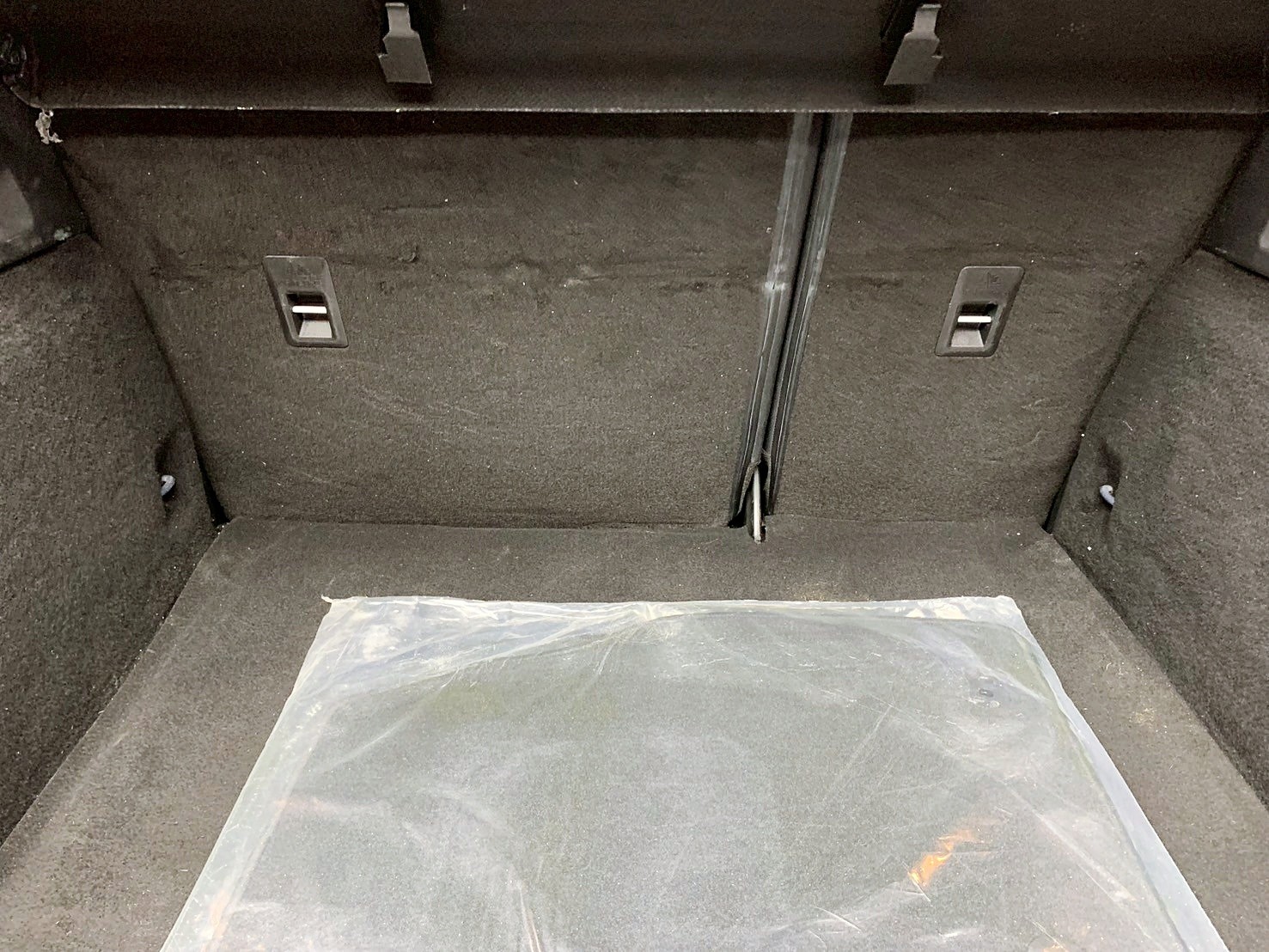 全台到府賞車 2020 Ford Focus 5D Ti-VCT 成真版『小李經理』元禾國際車業/中古車/促銷中  第16張相片