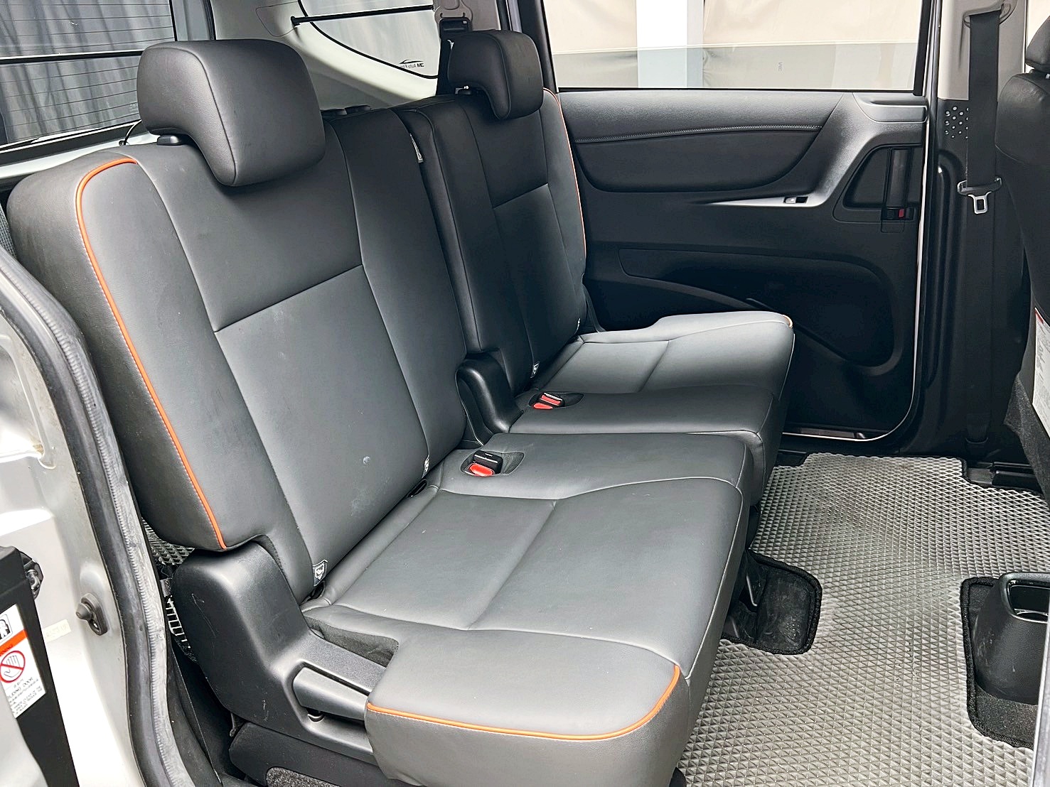 全台到府賞車 2021 Toyota Sienta 5人座豪華＋『小李經理』元禾國際車業/中古車/促銷中  第19張相片