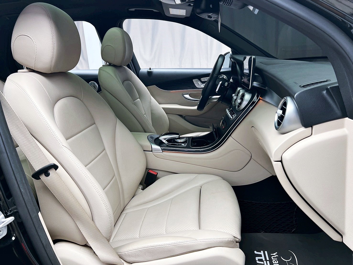 全台到府賞車 2015/16 Benz GLC300 4MATIC AMG LINE『小李經理』元禾國際車業/中古車/促銷中  第10張相片