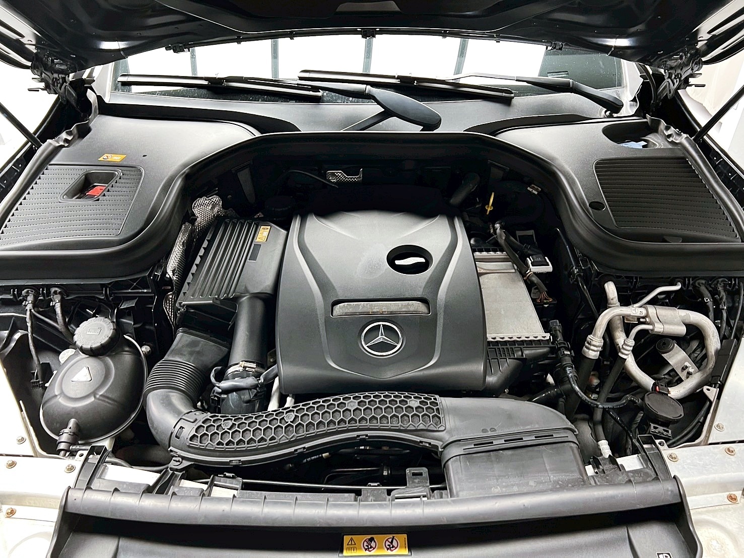 全台到府賞車 2015/16 Benz GLC300 4MATIC AMG LINE『小李經理』元禾國際車業/中古車/促銷中  第16張相片