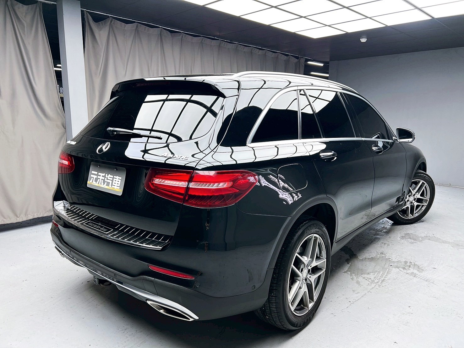 全台到府賞車 2015/16 Benz GLC300 4MATIC AMG LINE『小李經理』元禾國際車業/中古車/促銷中  第18張相片