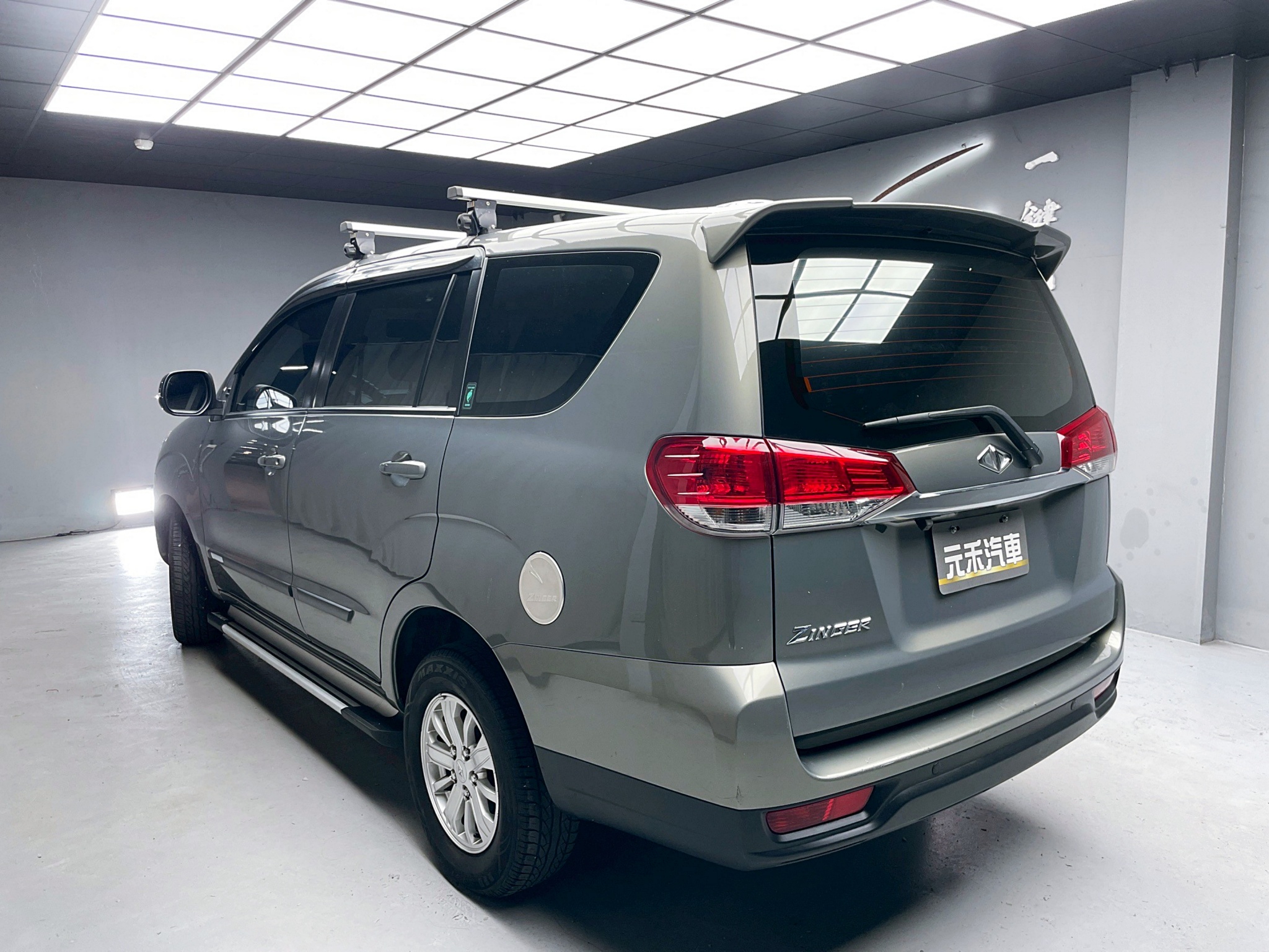 全台到府賞車 2020 Mitsubishi CMC Zinger 精緻型『小李經理』元禾國際車業/中古車/促銷中  第3張相片