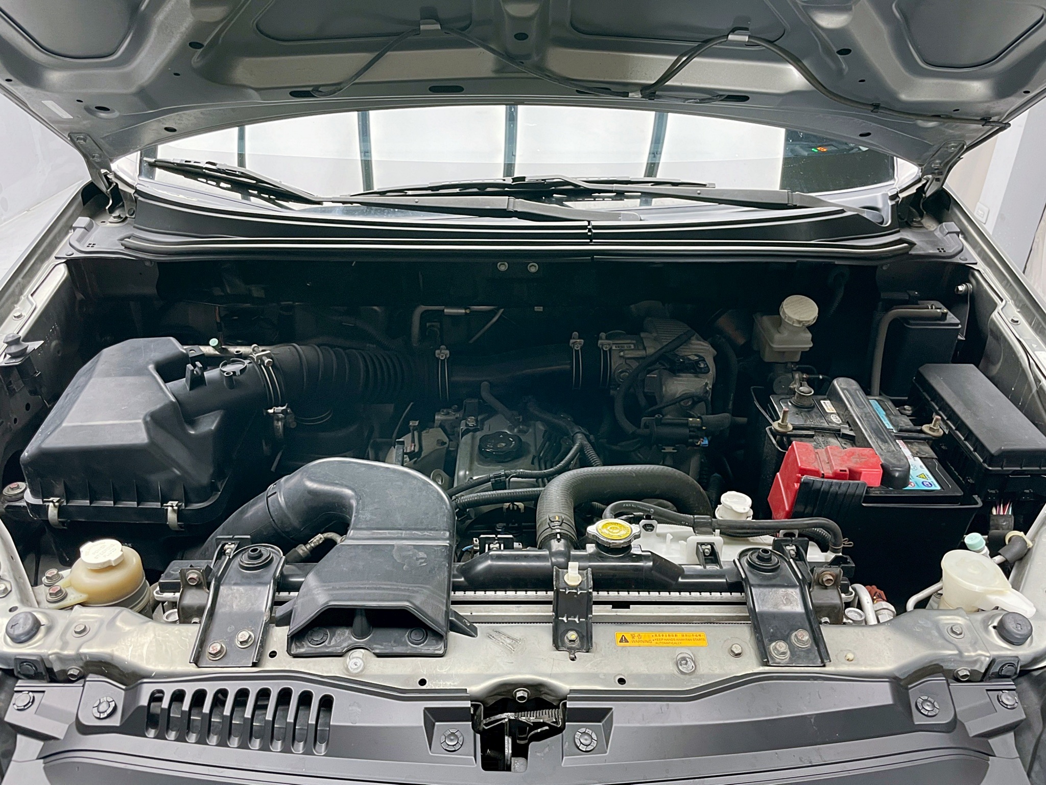 全台到府賞車 2020 Mitsubishi CMC Zinger 精緻型『小李經理』元禾國際車業/中古車/促銷中  第17張相片