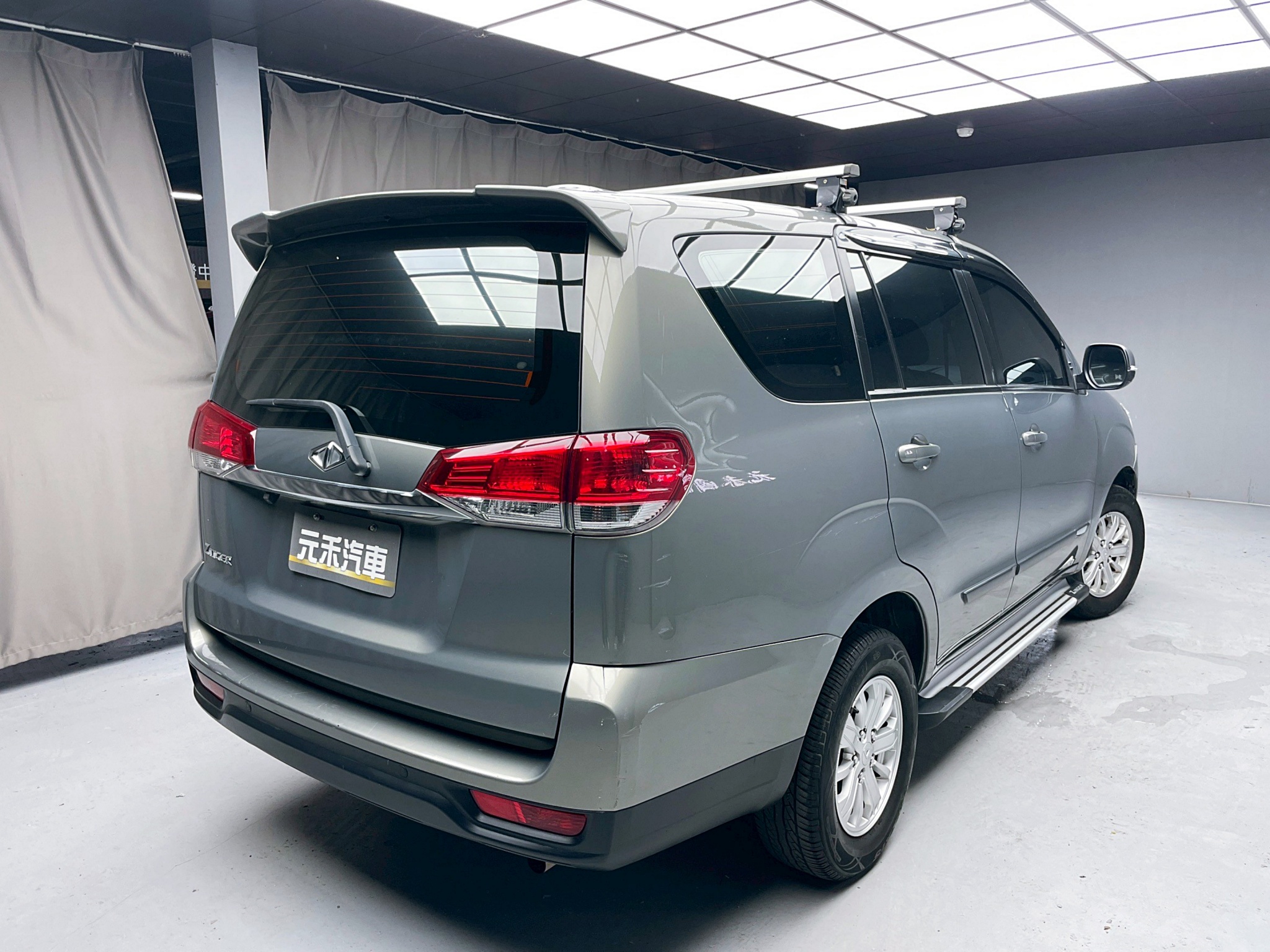 全台到府賞車 2020 Mitsubishi CMC Zinger 精緻型『小李經理』元禾國際車業/中古車/促銷中  第19張相片