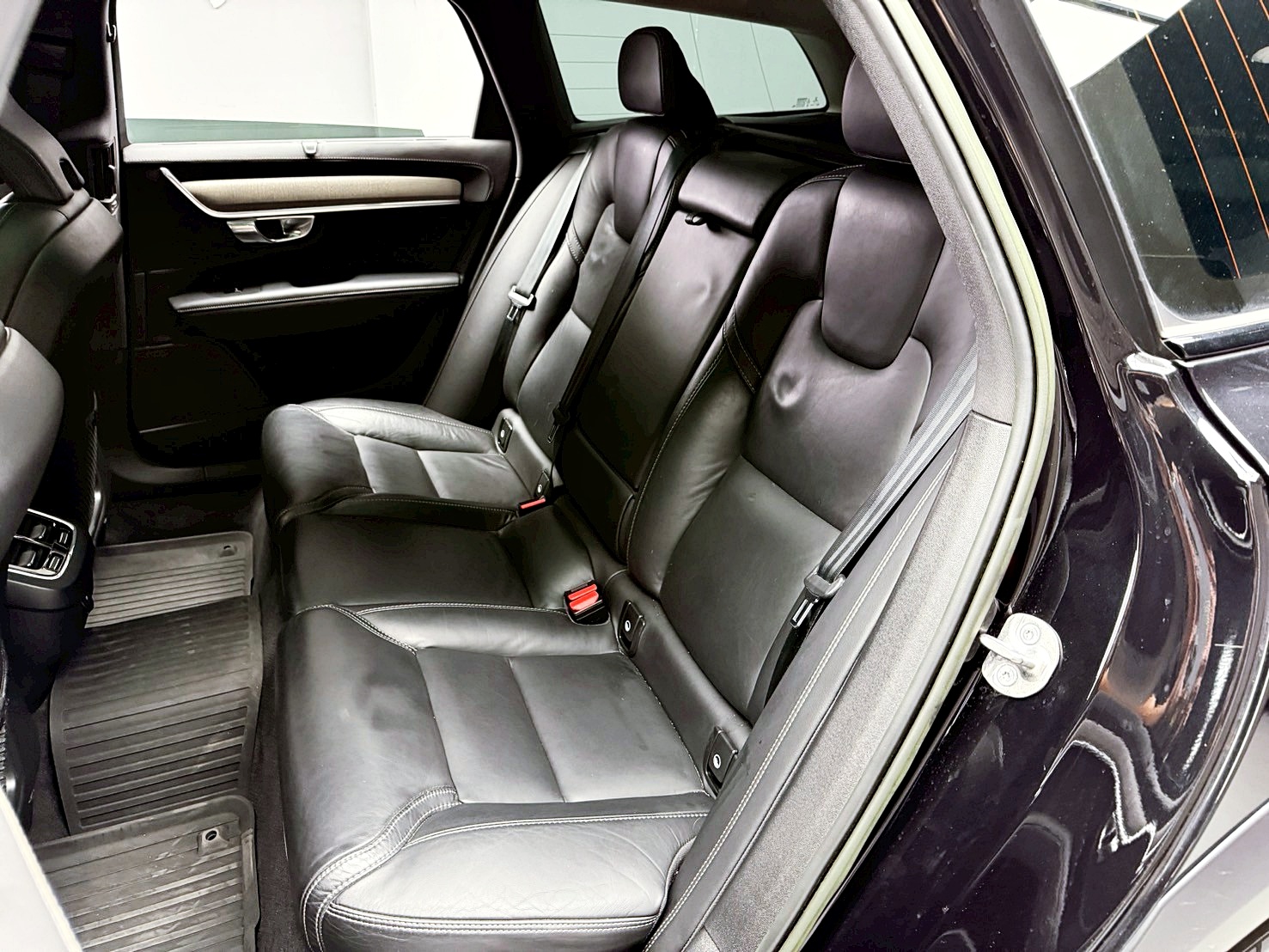 全台到府賞車 2022 Volvo V90 Cross Country B5 Momentum『小李經理』元禾國際車業/中古車/促銷中  第5張相片