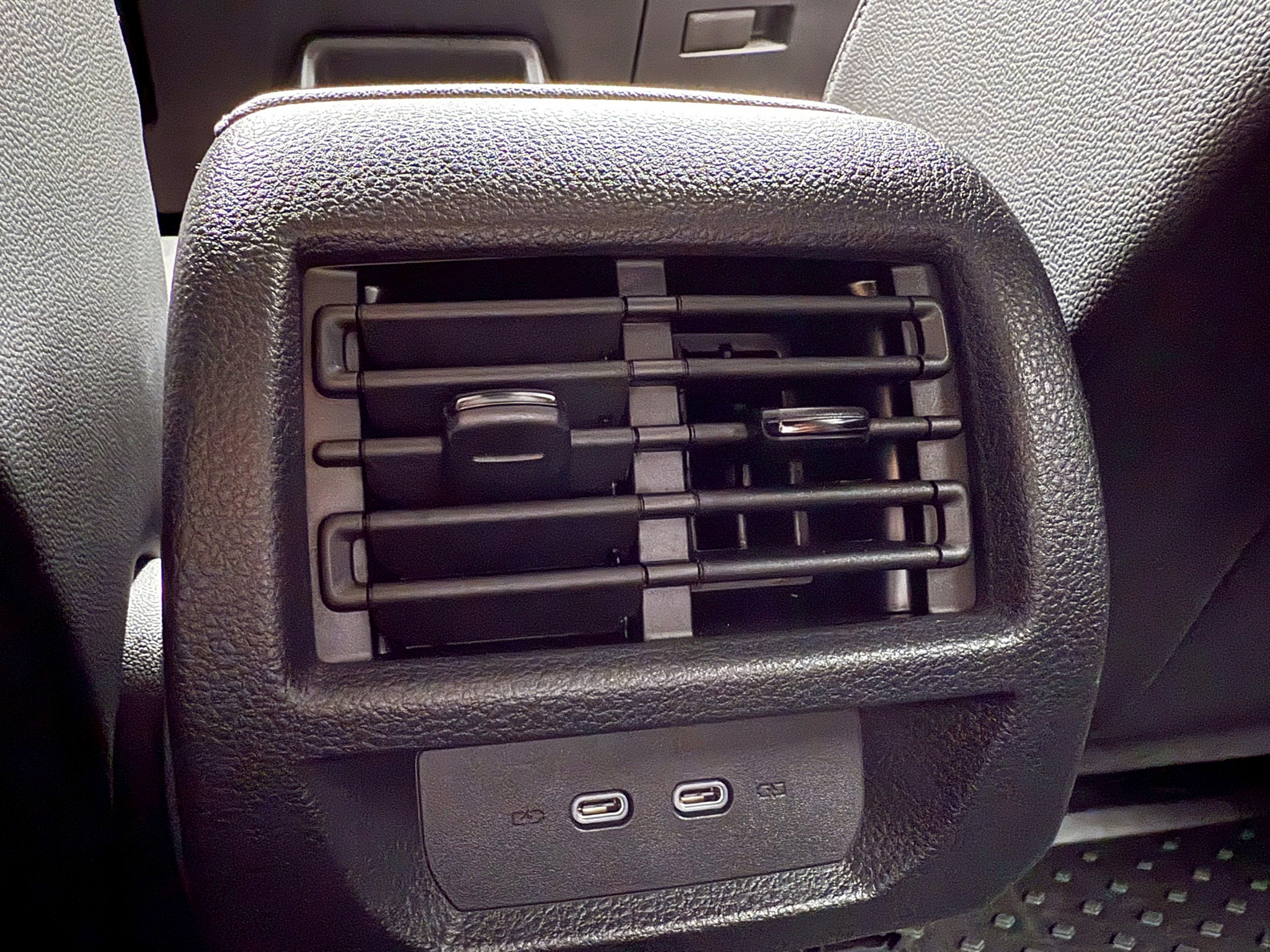 全台到府賞車 2023 Volkswagen Caddy Maxi TDI Life 七人座『小李經理』元禾國際車業/中古車/促銷中  第11張相片