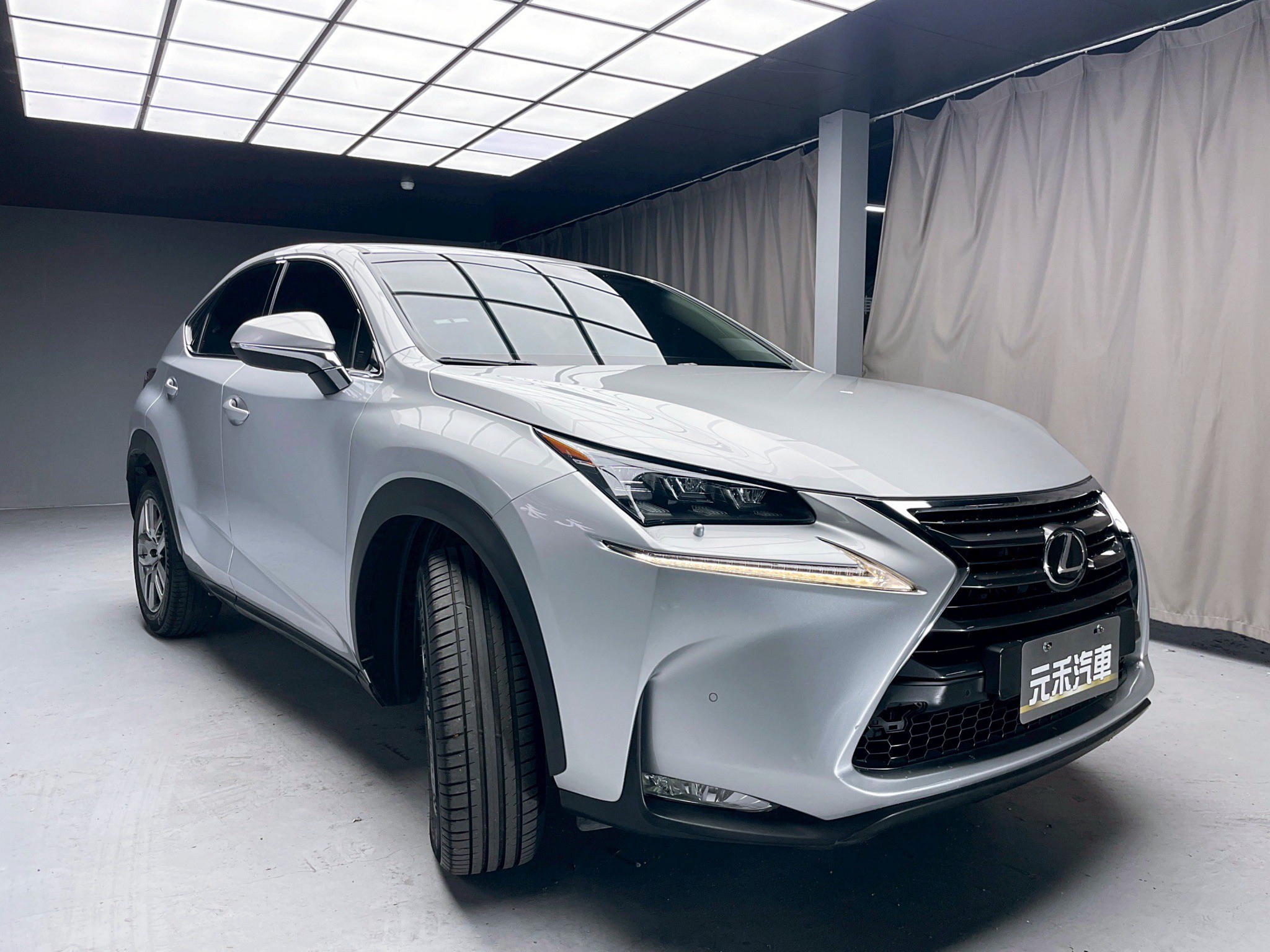 全台到府賞車 2015 Lexus NX200t 豪華版『小李經理』元禾國際車業/中古車/促銷中  第20張相片
