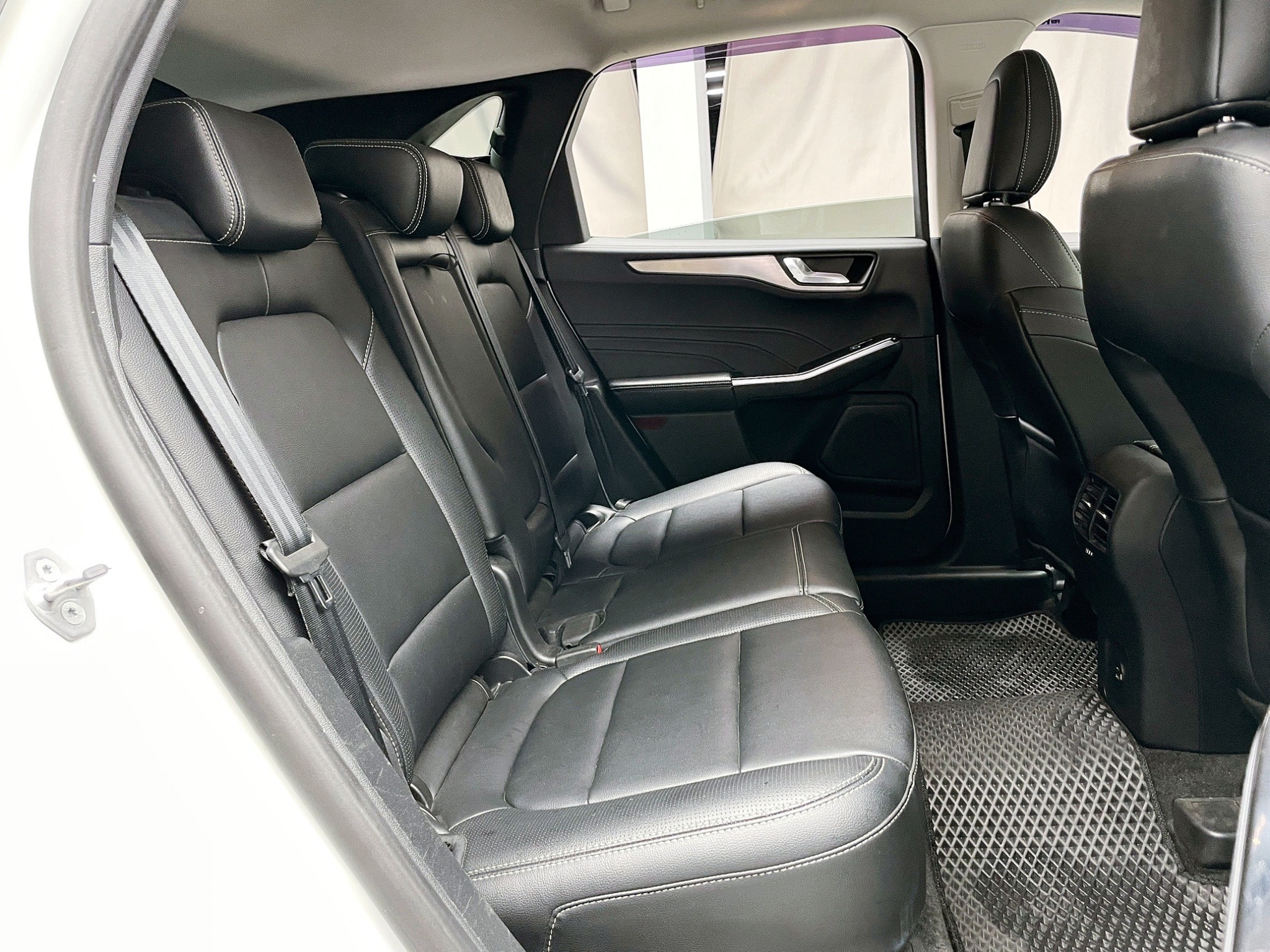 全台到府賞車 2021 Ford Kuga EcoBoost 180匹 時尚型『小李經理』元禾國際車業/中古車/促銷中  第12張相片