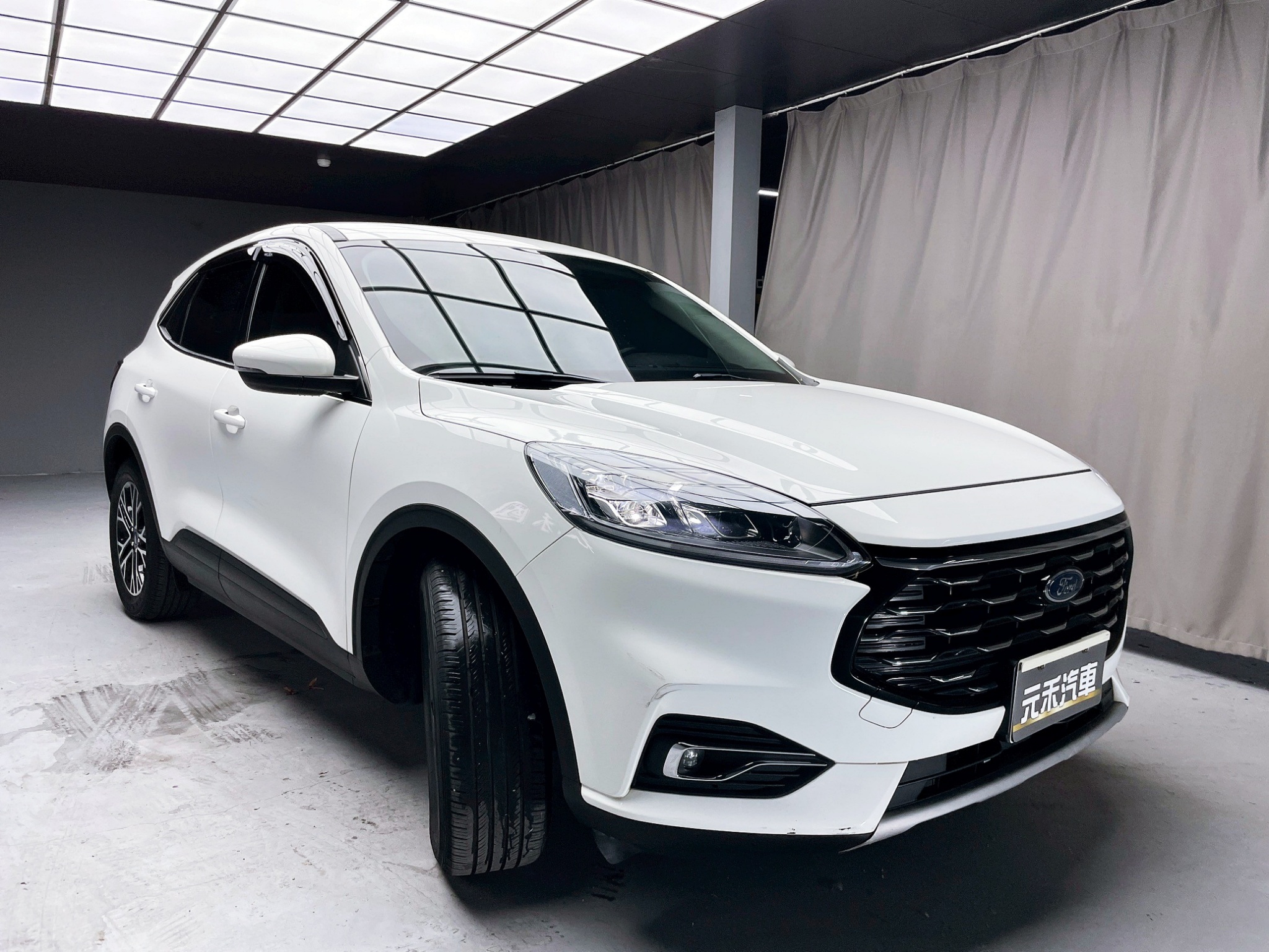 全台到府賞車 2021 Ford Kuga EcoBoost 180匹 時尚型『小李經理』元禾國際車業/中古車/促銷中  第18張相片