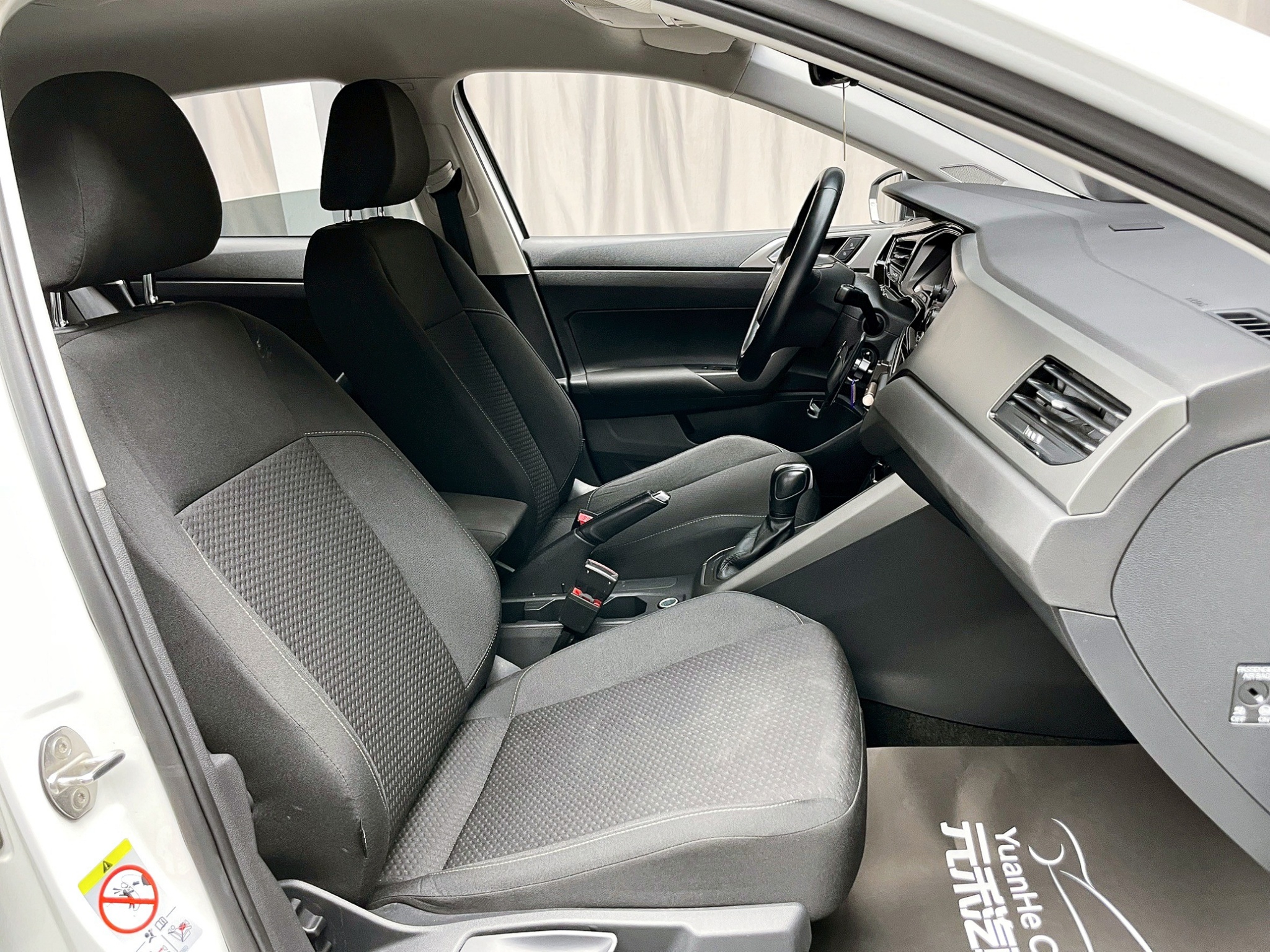 全台到府賞車 2019/20 Volkswagen Polo 230TSI Life『小李經理』元禾國際車業/中古車/促銷中  第9張相片