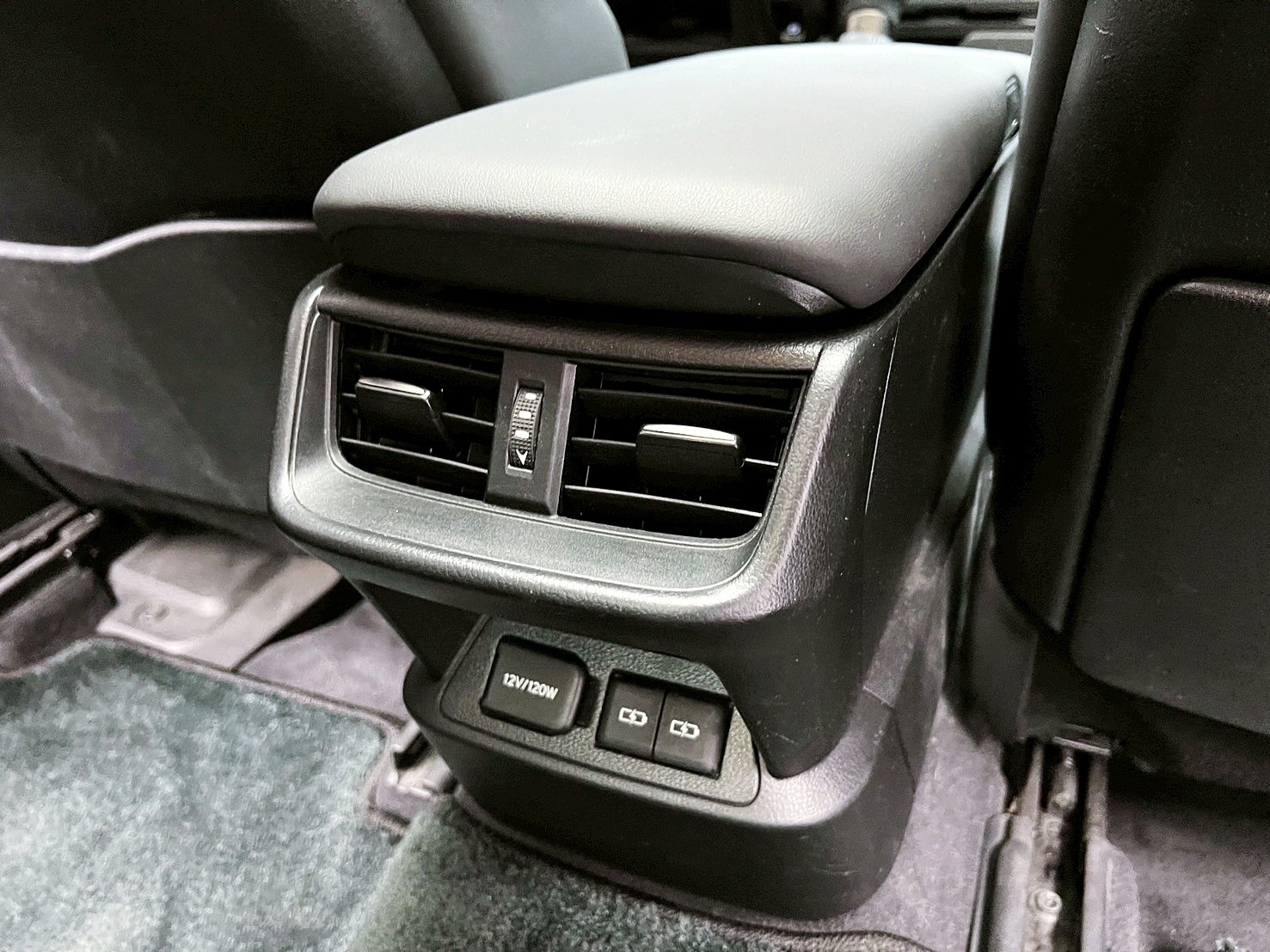 全台到府賞車 2021/22 Lexus ES300h 豪華版『小李經理』元禾國際車業/中古車/促銷中  第12張相片