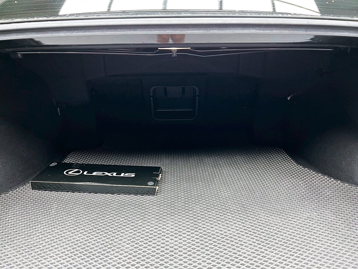 全台到府賞車 2021/22 Lexus ES300h 豪華版『小李經理』元禾國際車業/中古車/促銷中  第17張相片