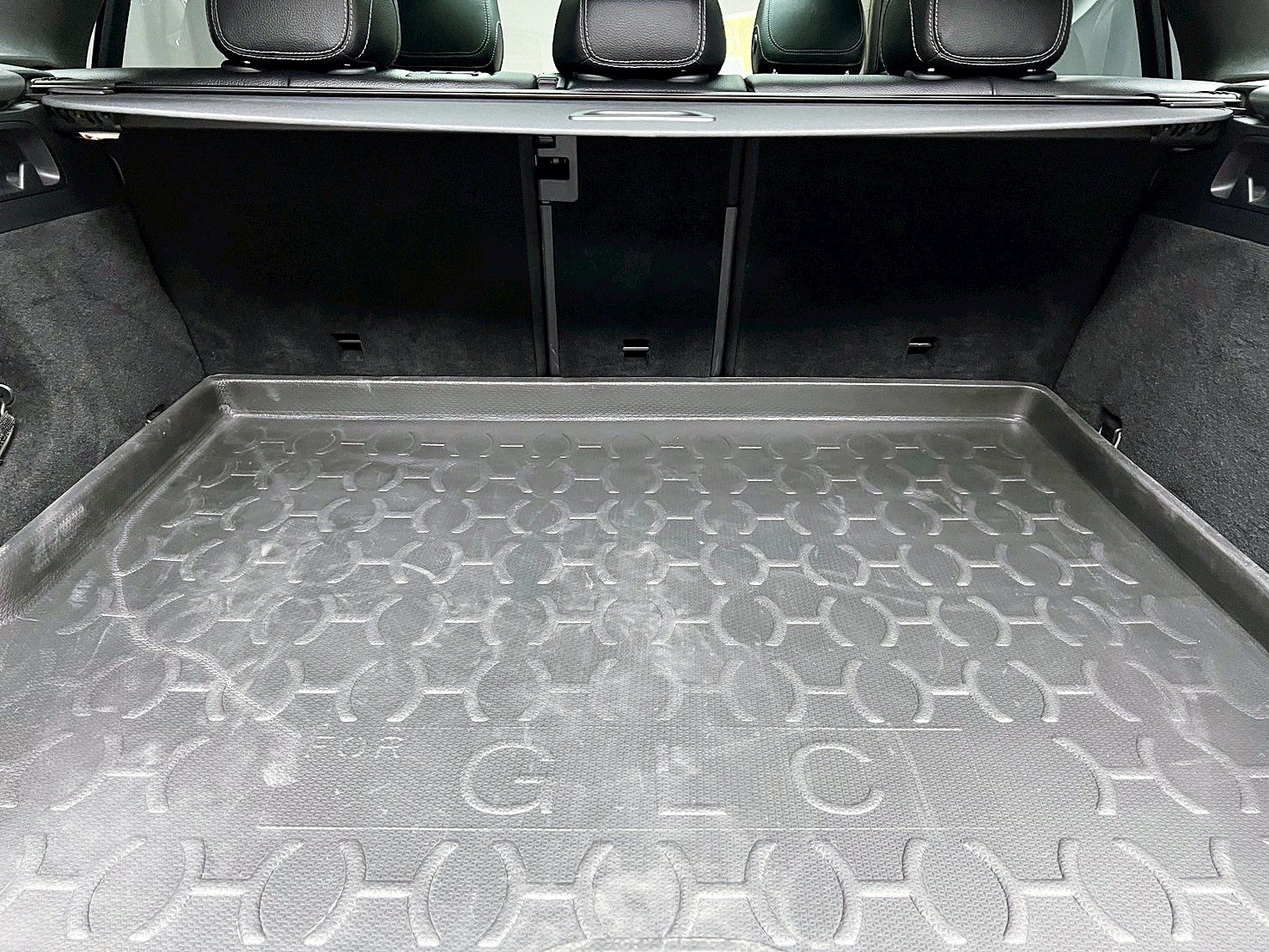 全台到府賞車 2016 Benz GLC300 X253型『小李經理』元禾國際車業/中古車/促銷中  第17張相片