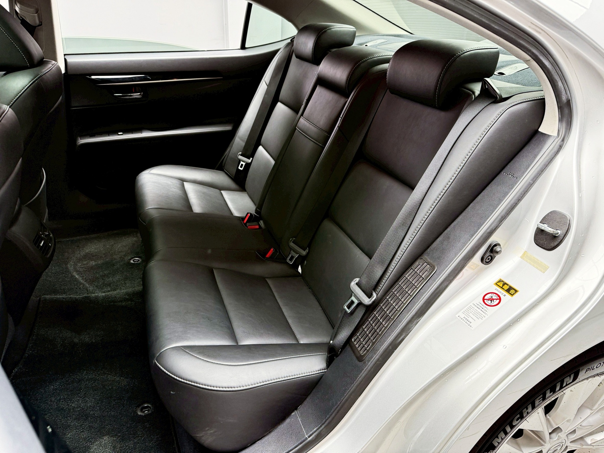 全台到府賞車 2013 Lexus ES300h 豪華版『小李經理』元禾國際車業/中古車/促銷中  第8張相片