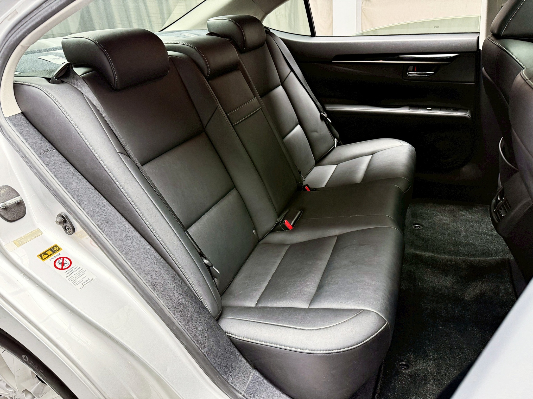 全台到府賞車 2013 Lexus ES300h 豪華版『小李經理』元禾國際車業/中古車/促銷中  第9張相片