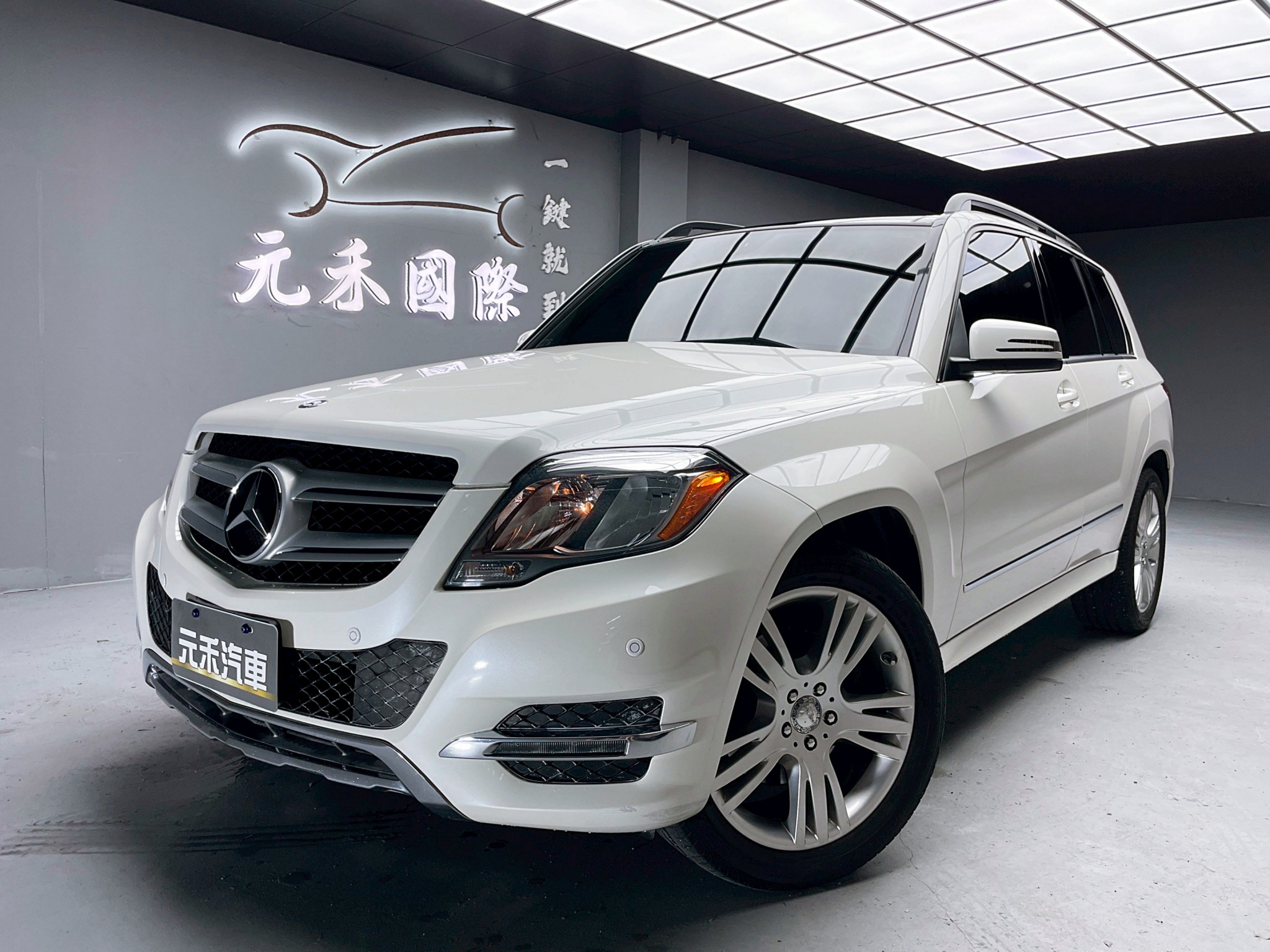 全台到府賞車 2013 Benz GLK350 4MATIC X204型『小李經理』元禾國際車業/中古車/促銷中  第1張相片