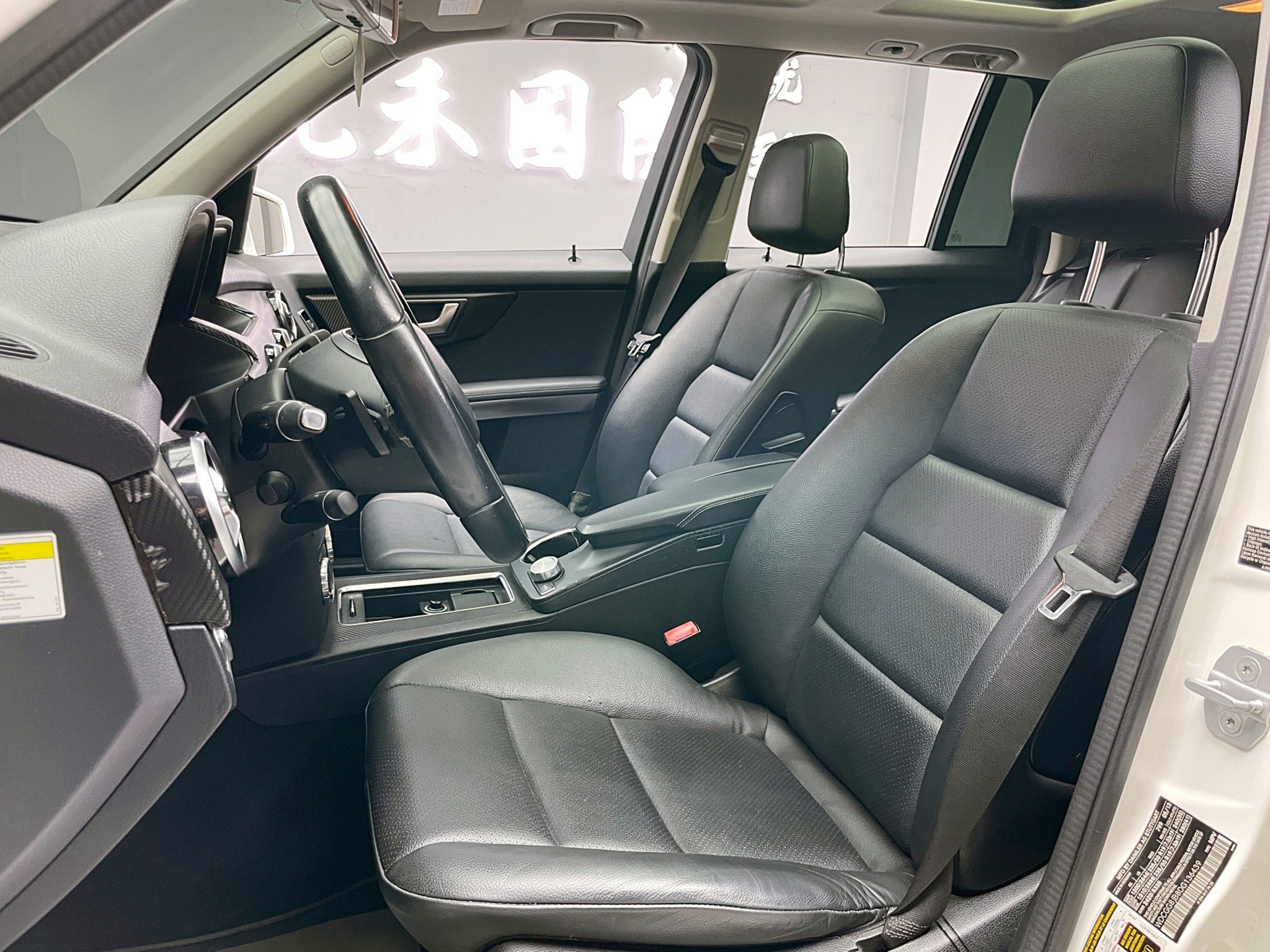 全台到府賞車 2013 Benz GLK350 4MATIC X204型『小李經理』元禾國際車業/中古車/促銷中  第15張相片