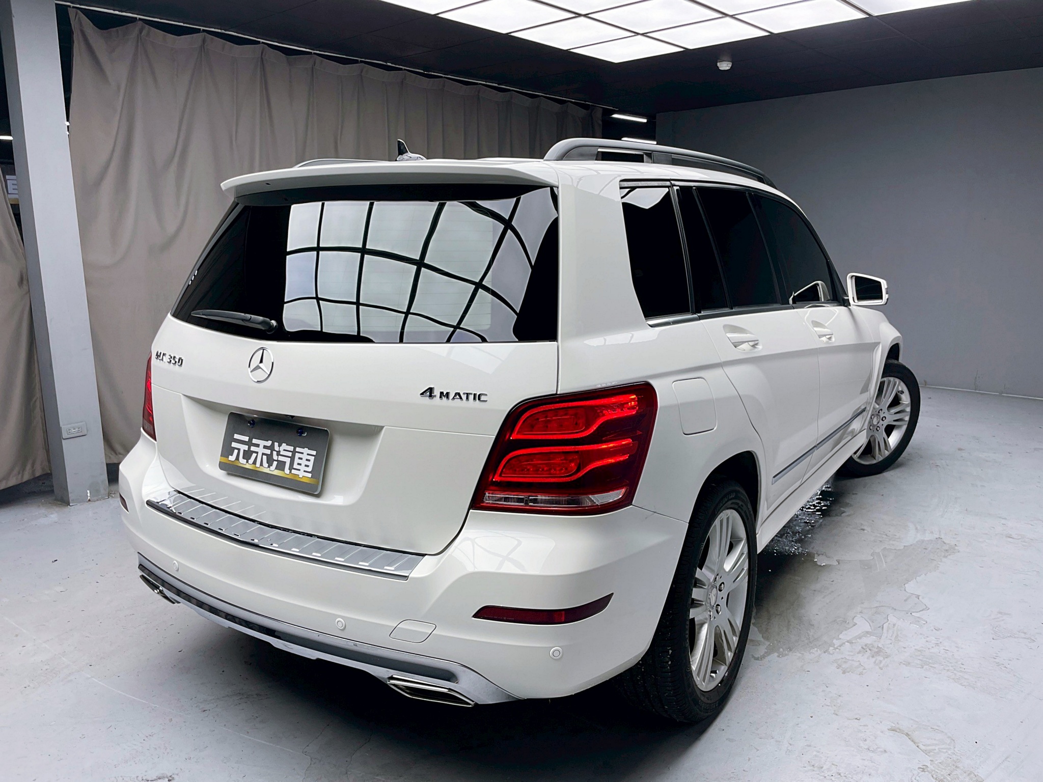 全台到府賞車 2013 Benz GLK350 4MATIC X204型『小李經理』元禾國際車業/中古車/促銷中  第19張相片