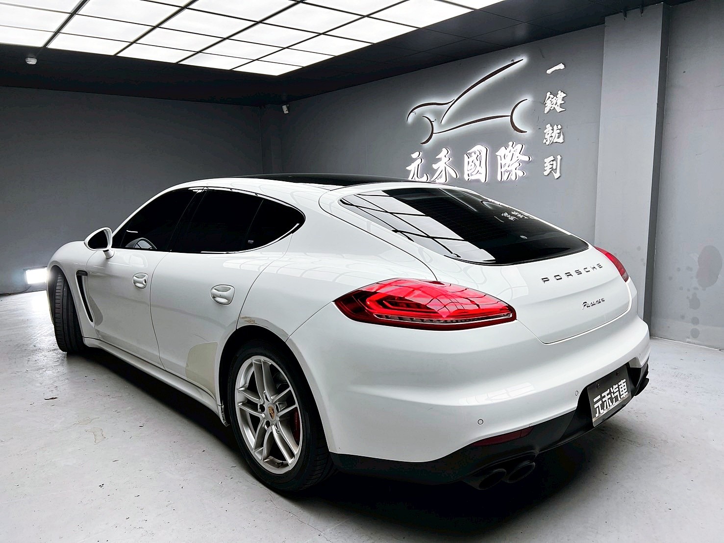 全台到府賞車 2015 Porsche Panamera V6『小李經理』元禾國際車業/中古車/促銷中  第3張相片