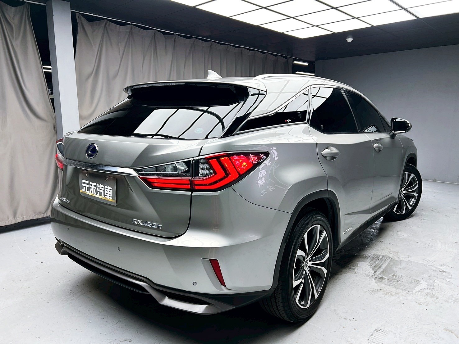 全台到府賞車 2018 Lexus RX450h 旗艦版『小李經理』元禾國際車業/中古車/促銷中  第18張相片