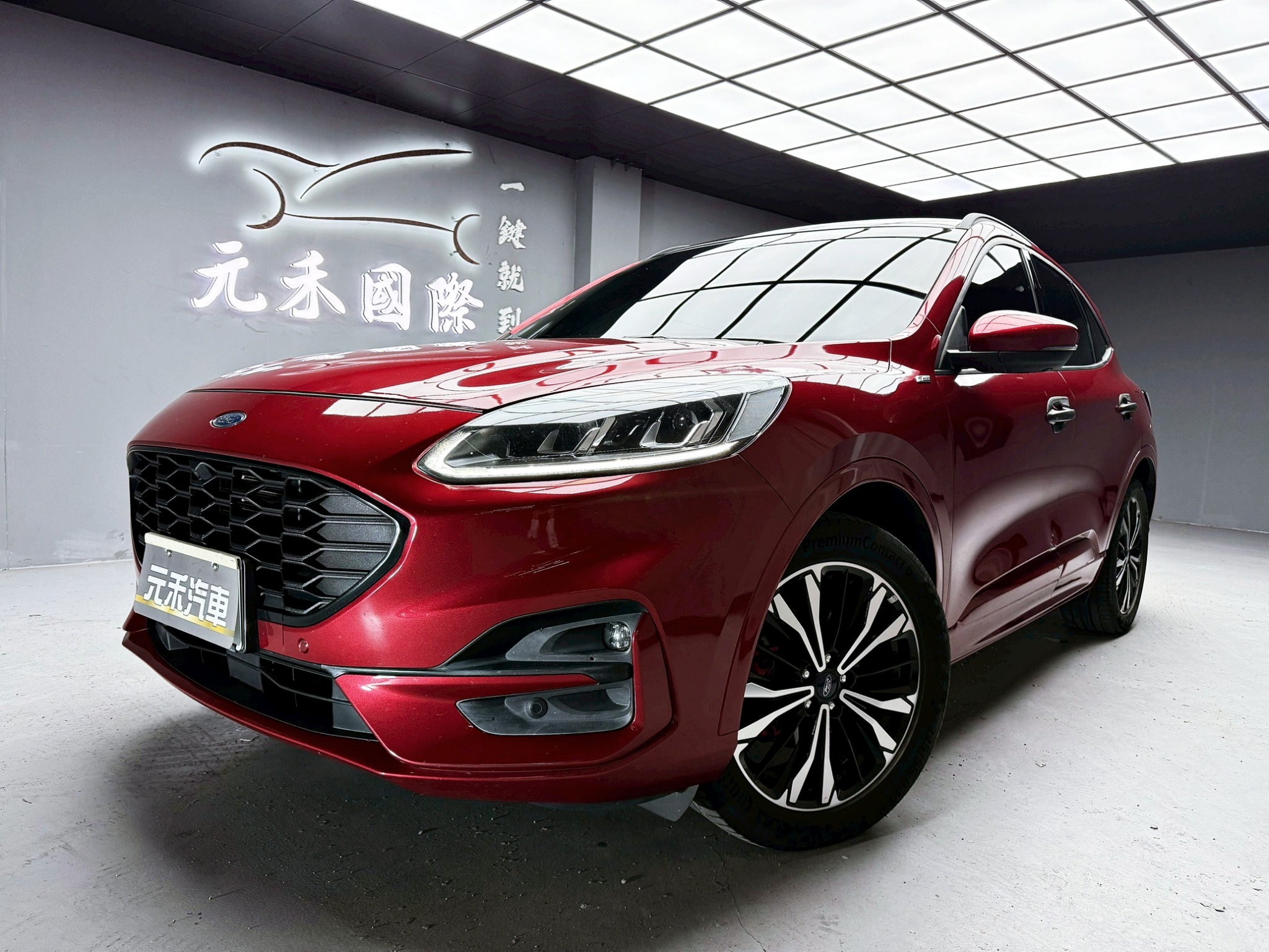 全台到府賞車 2021/22 Ford Kuga EcoBoost 250 AWD ST-Line X『小李經理』元禾國際車業/中古車/促銷中  第1張相片