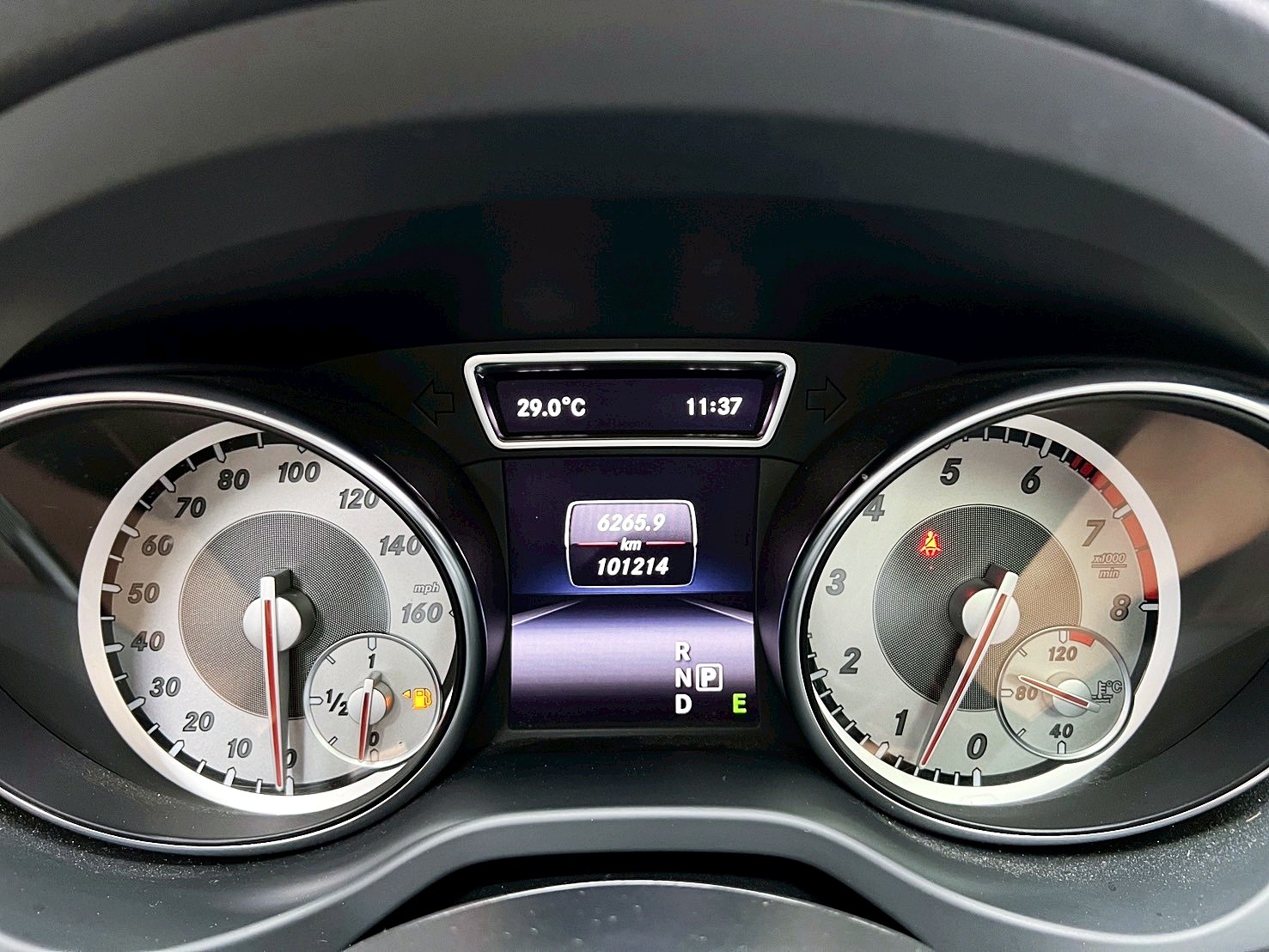 全台到府賞車 2014 Benz GLA250 4MATIC AMG X156型『小李經理』元禾國際車業/中古車/促銷中  第6張相片