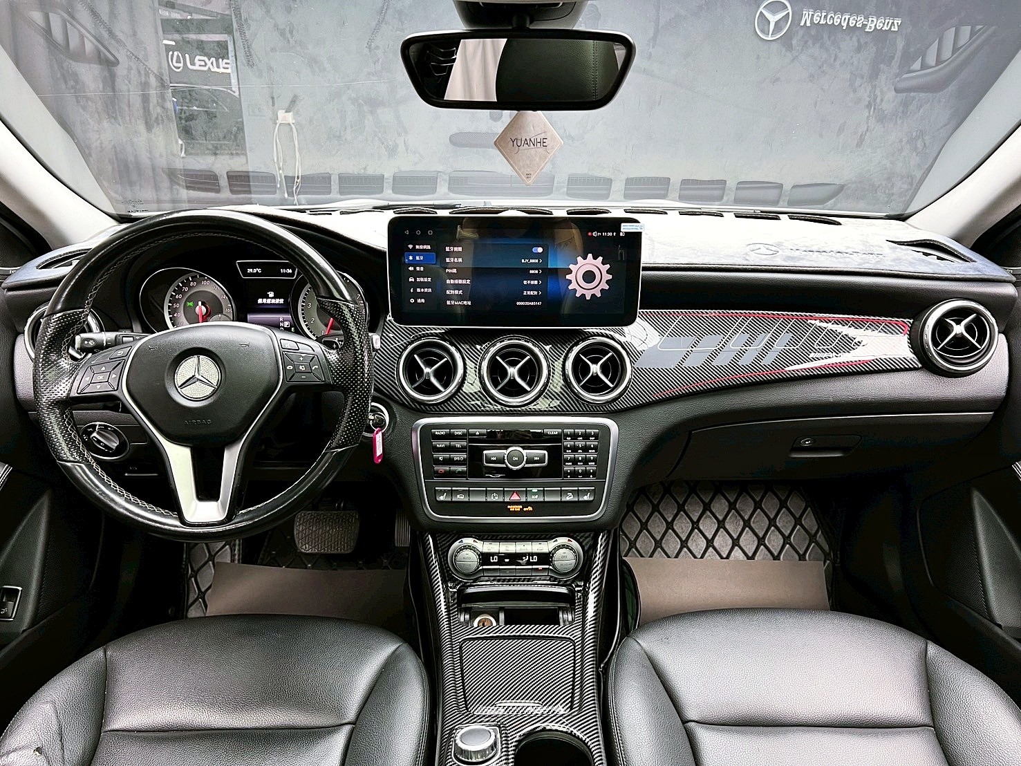 全台到府賞車 2014 Benz GLA250 4MATIC AMG X156型『小李經理』元禾國際車業/中古車/促銷中  第9張相片