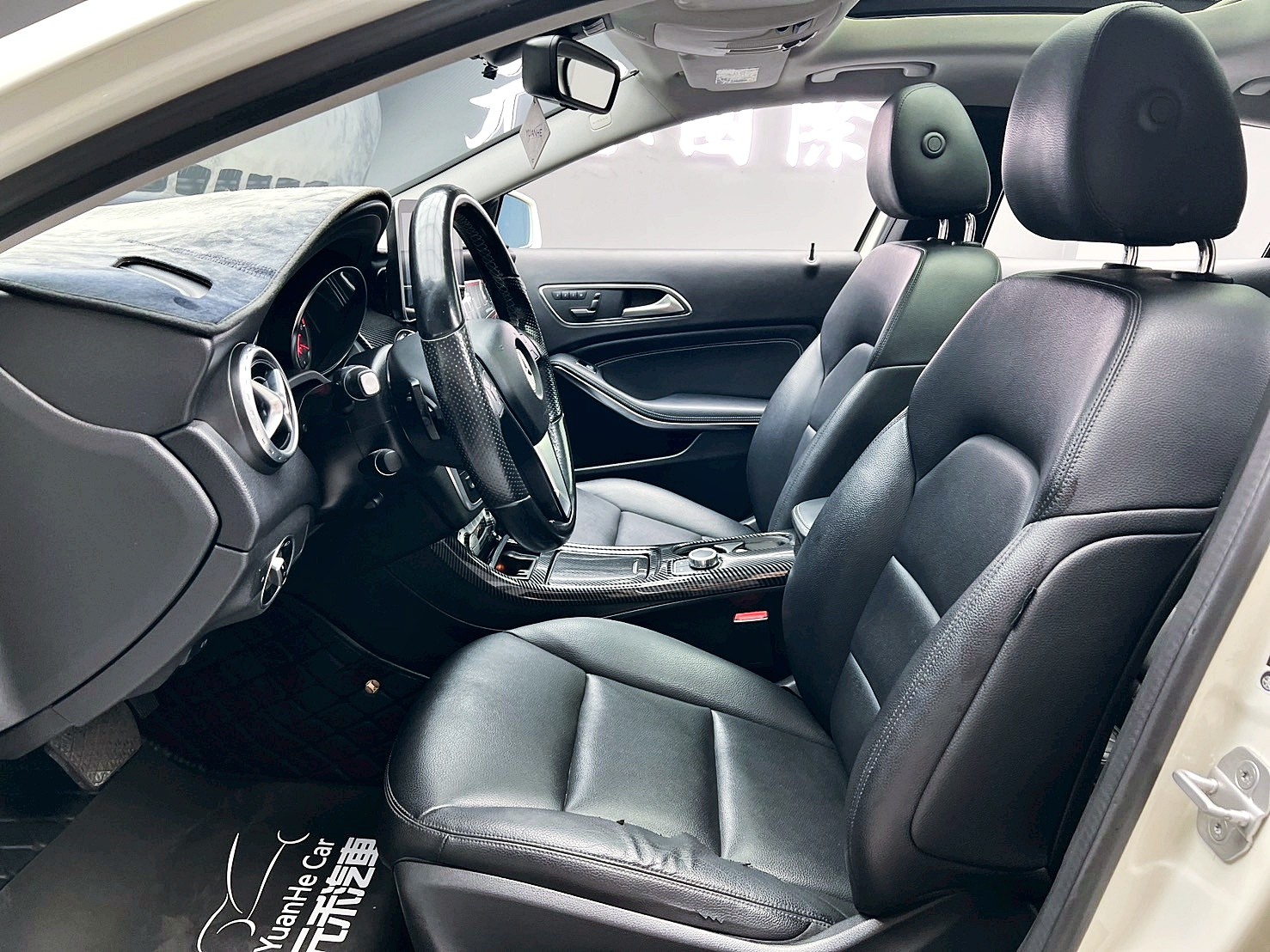 全台到府賞車 2014 Benz GLA250 4MATIC AMG X156型『小李經理』元禾國際車業/中古車/促銷中  第15張相片