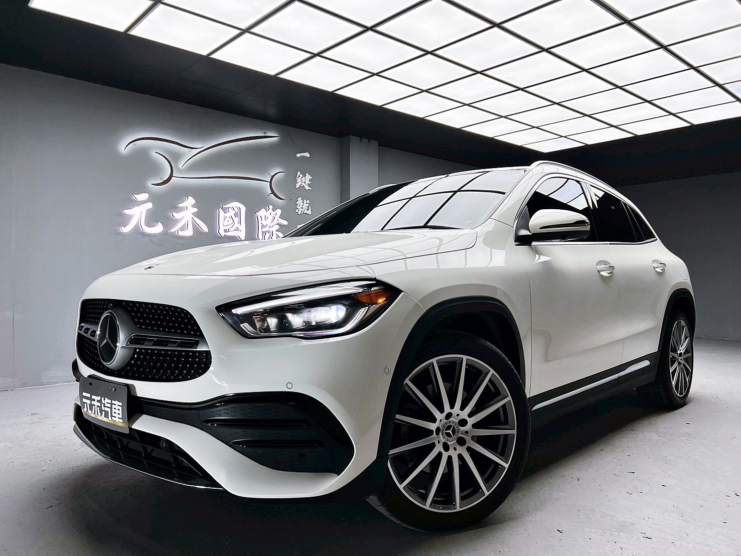 全台到府賞車 2021 Benz GLA250 AMG H247型『小李經理』元禾國際車業/中古車/促銷中  第1張相片