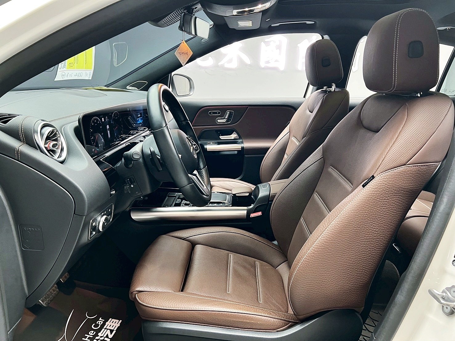 全台到府賞車 2021 Benz GLA250 AMG H247型『小李經理』元禾國際車業/中古車/促銷中  第15張相片