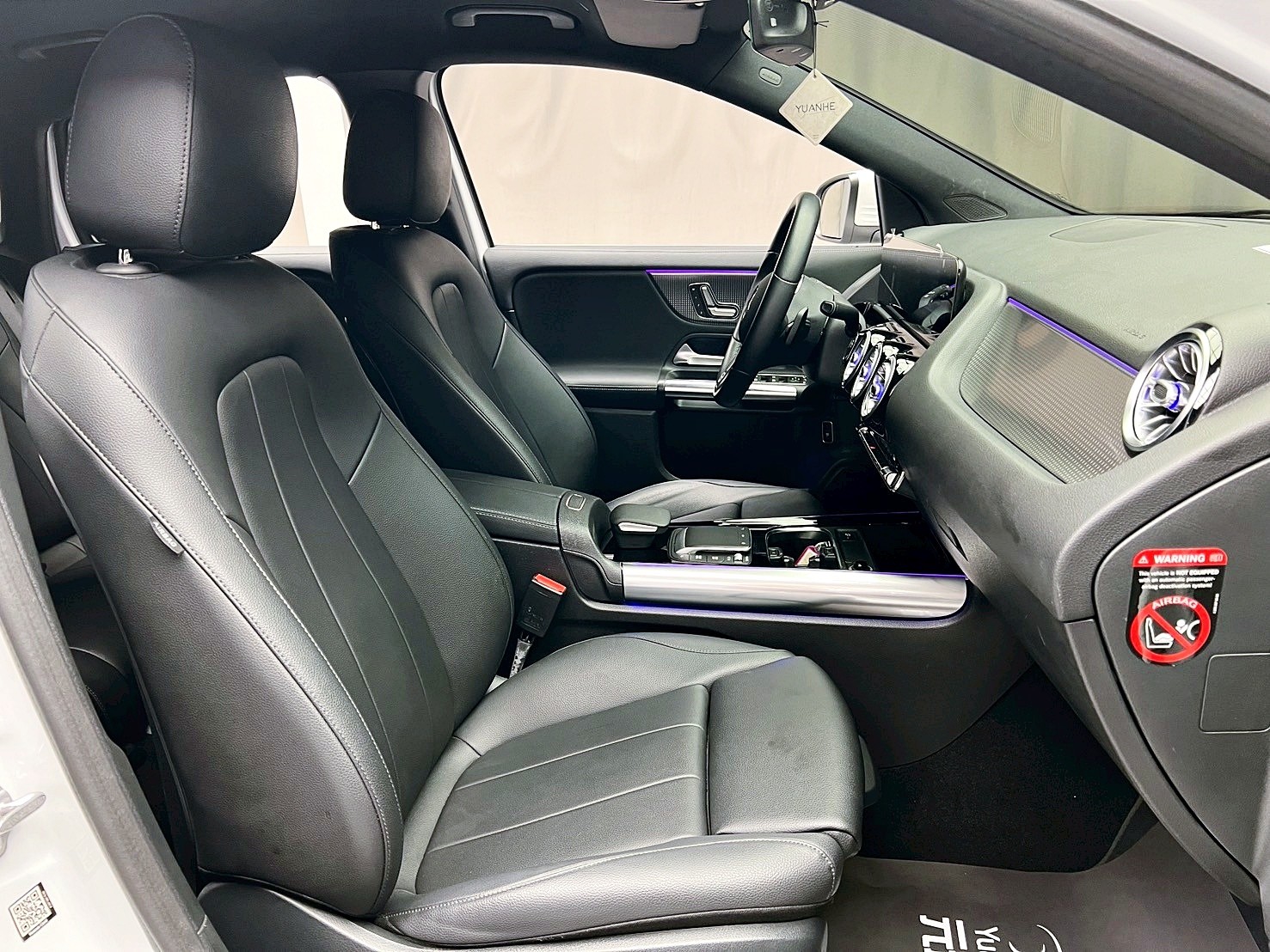 全台到府賞車 2020/21 Benz GLA180 豪華版 H247型『小李經理』元禾國際車業/中古車/促銷中  第10張相片