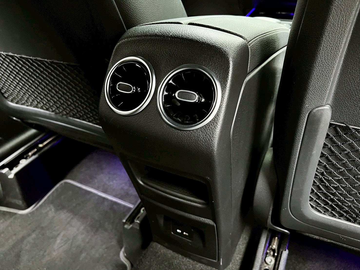 全台到府賞車 2020/21 Benz GLA180 豪華版 H247型『小李經理』元禾國際車業/中古車/促銷中  第11張相片