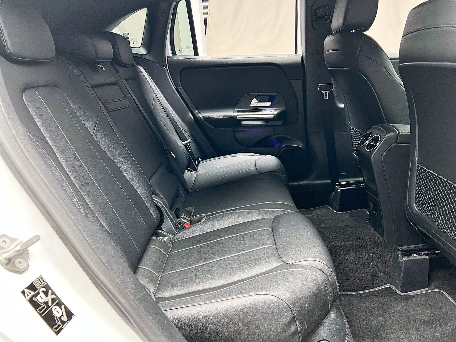 全台到府賞車 2020/21 Benz GLA180 豪華版 H247型『小李經理』元禾國際車業/中古車/促銷中  第12張相片