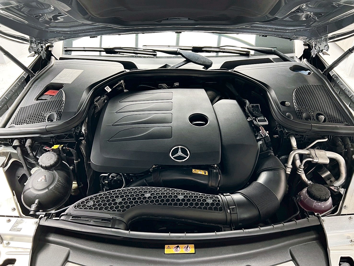 全台到府賞車 2021/22 Benz E200 Estate Avantgarde S213型『小李經理』元禾國際車業/中古車/促銷中  第16張相片