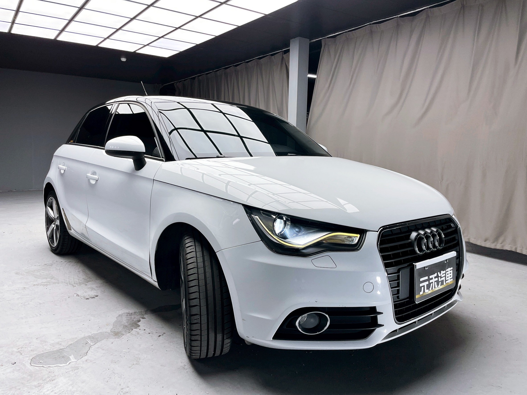 全台到府賞車 2012/13 Audi A1 Sportback TFSI Luxury『小李經理』元禾國際車業/中古車/促銷中  第16張相片