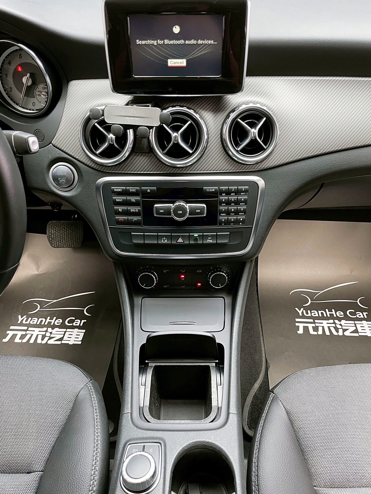 全台到府賞車 2015 Benz GLA180 X156型『小李經理』元禾國際車業/中古車/促銷中  第12張相片