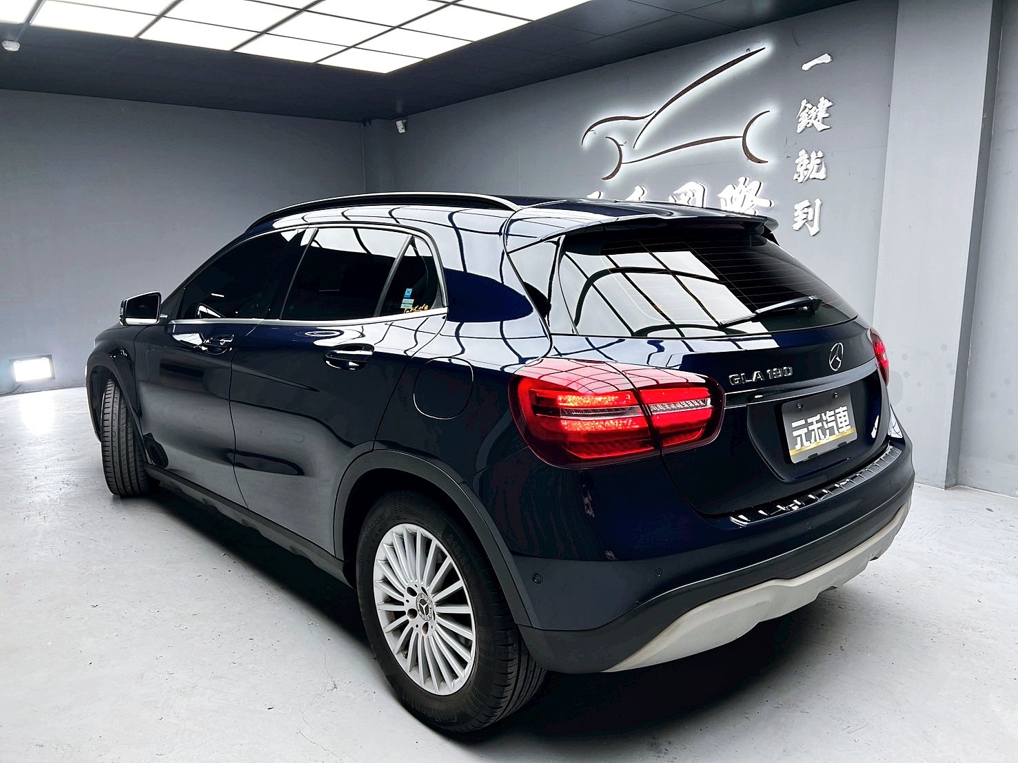 全台到府賞車 2017 Benz GLA180 X156型『小李經理』元禾國際車業/中古車/促銷中  第3張相片