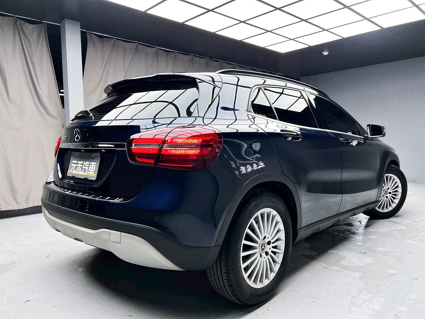 全台到府賞車 2017 Benz GLA180 X156型『小李經理』元禾國際車業/中古車/促銷中  第18張相片