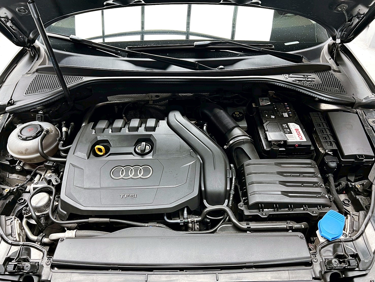 全台到府賞車 2017/18 Audi A3 Sportback 35TFSI Premium『小李經理』元禾國際車業/中古車/促銷中  第16張相片