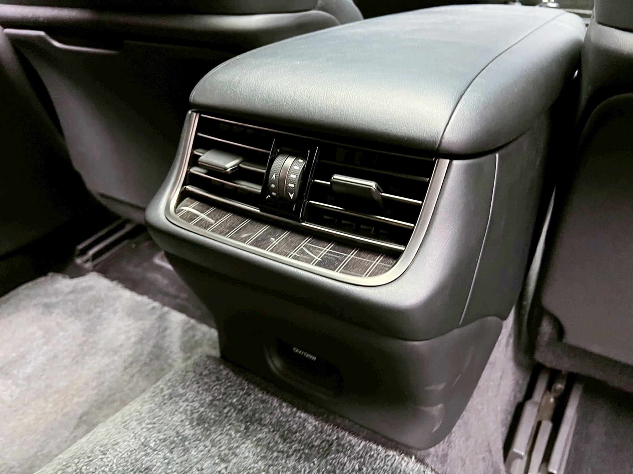 全台到府賞車 2018 Lexus LS350 豪華版『小李經理』元禾國際車業/中古車/促銷中  第12張相片