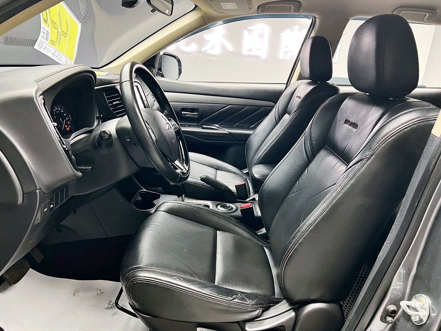 全台到府賞車 2018 Mitsubishi Outlander 五人座安全型『小李經理』元禾國際車業/中古車/促銷中  第14張相片